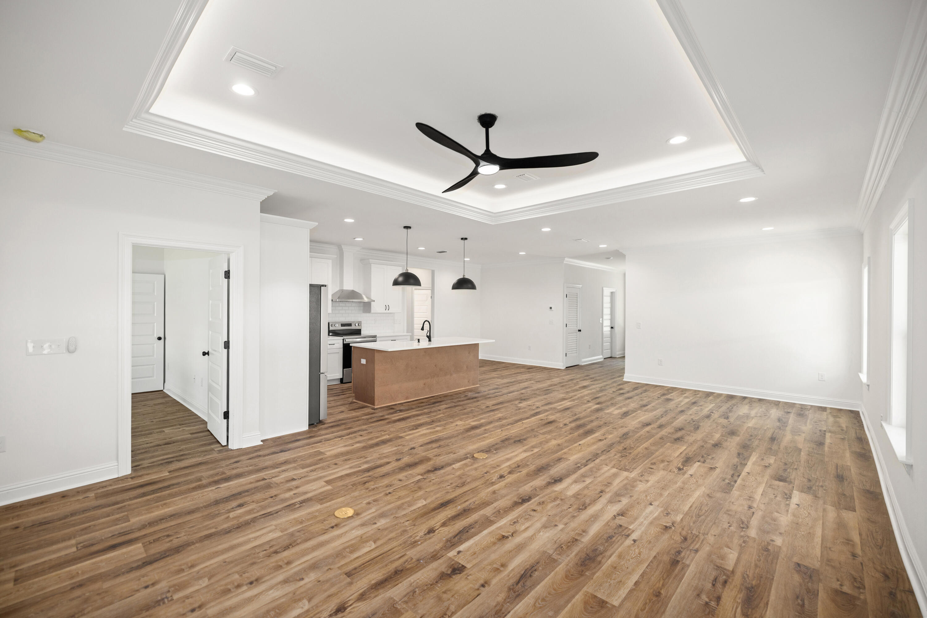 VILLA TASSO TOWN OF - Residential