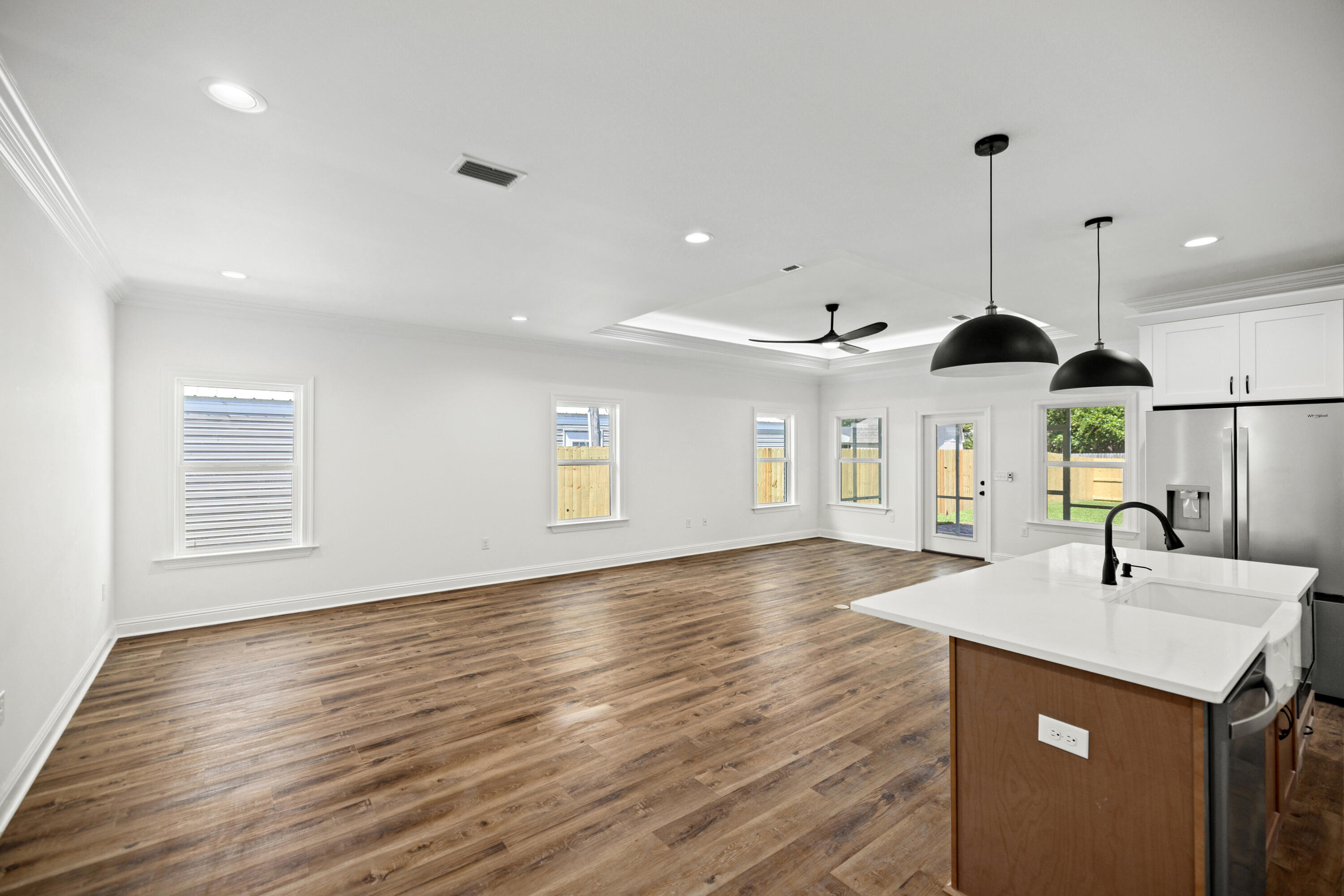 VILLA TASSO TOWN OF - Residential