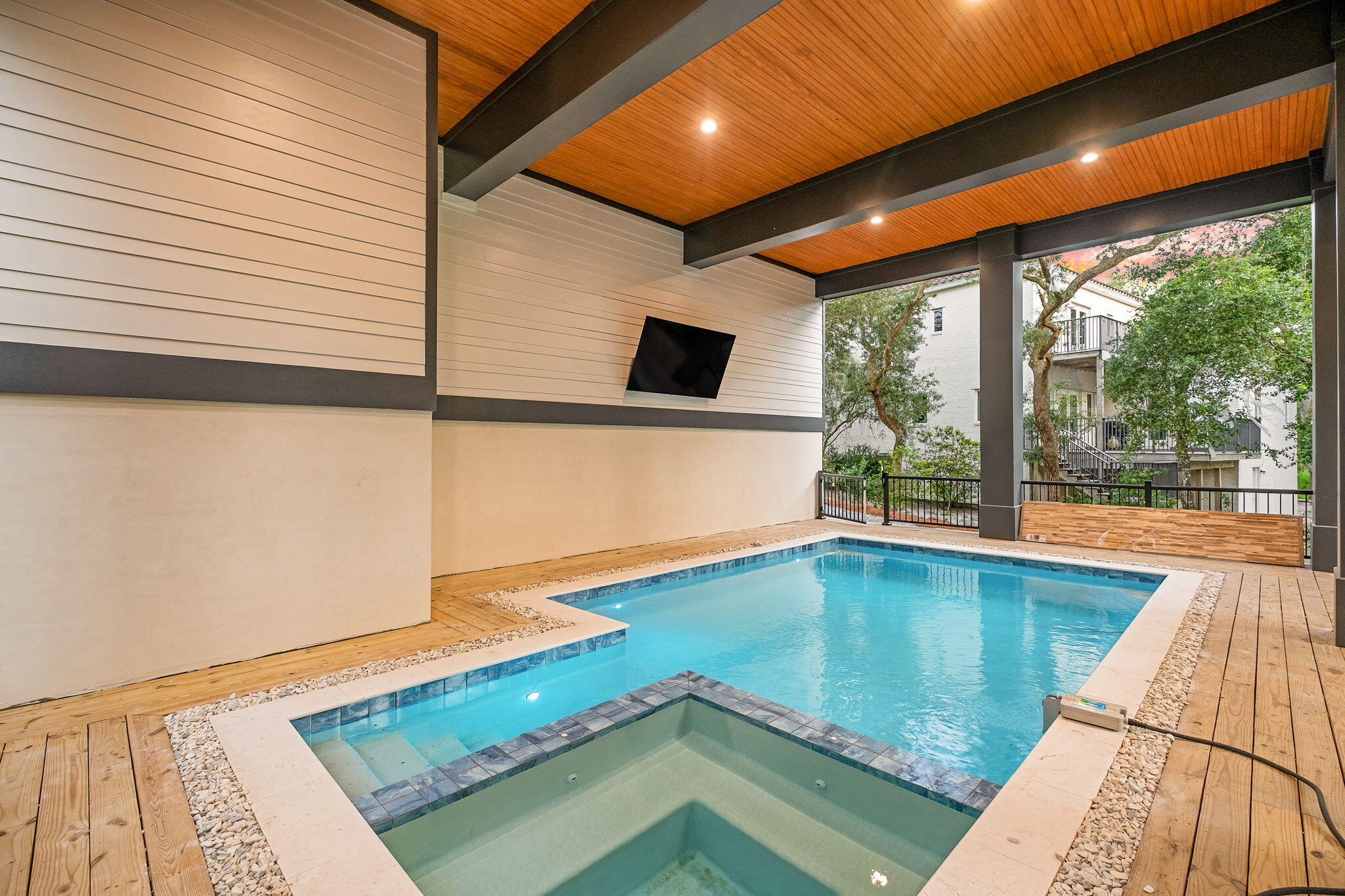 BEACH HIGHLAND 1ST ADD - Residential