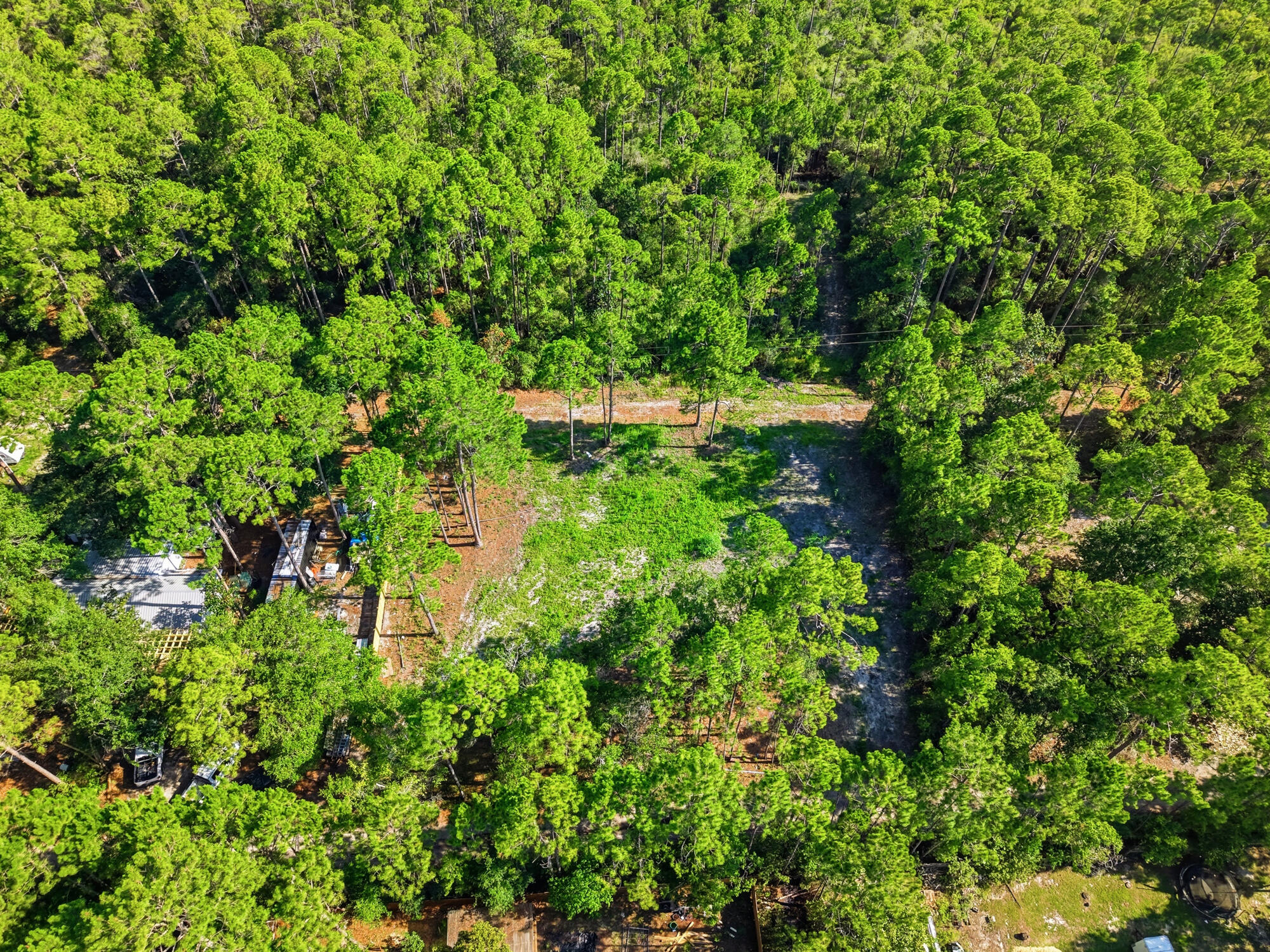 GARNETT BAYOU ESTATES - Land