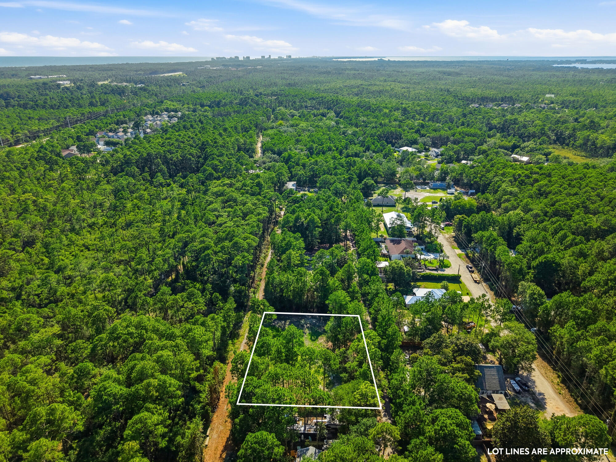 GARNETT BAYOU ESTATES - Land