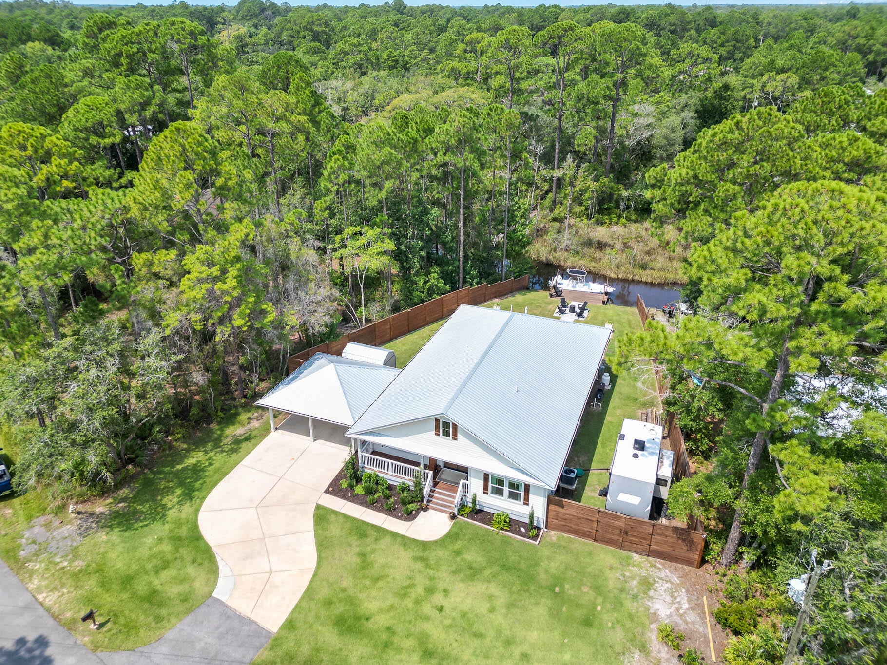 PISCES COVE - Residential
