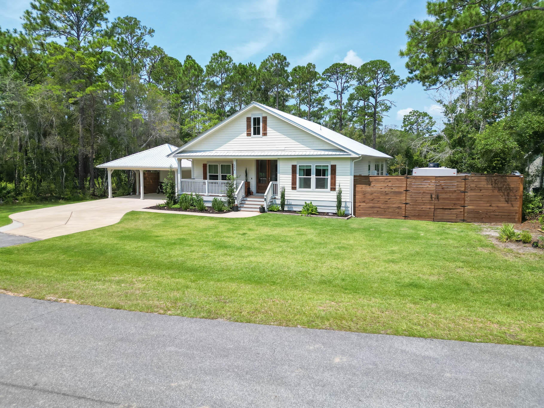 PISCES COVE - Residential