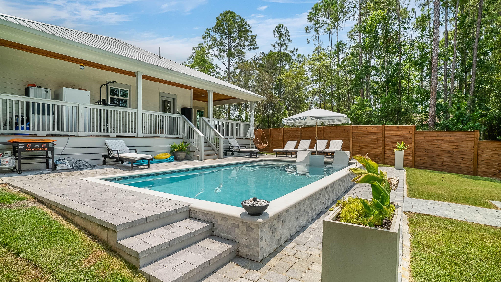 PISCES COVE - Residential