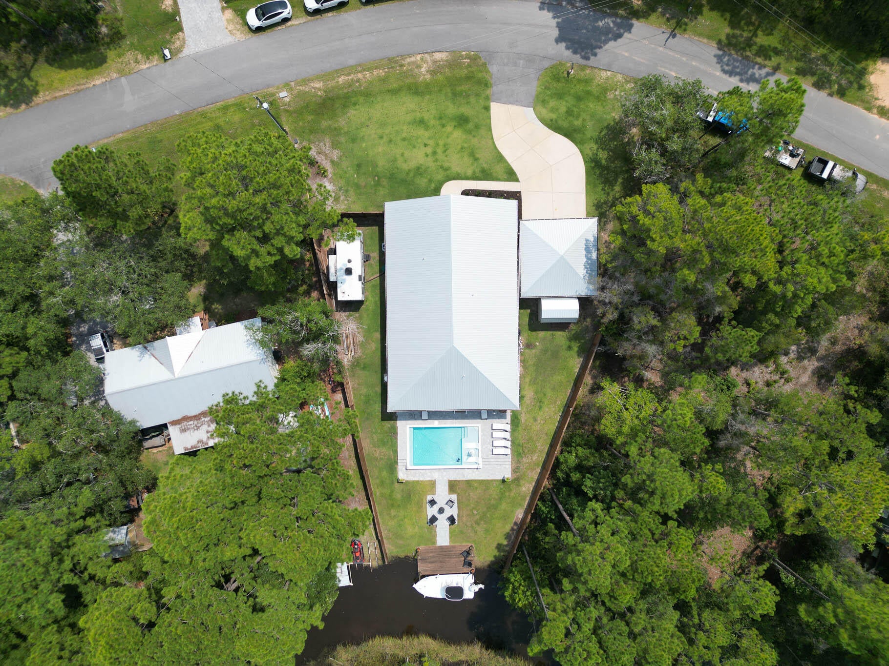 PISCES COVE - Residential