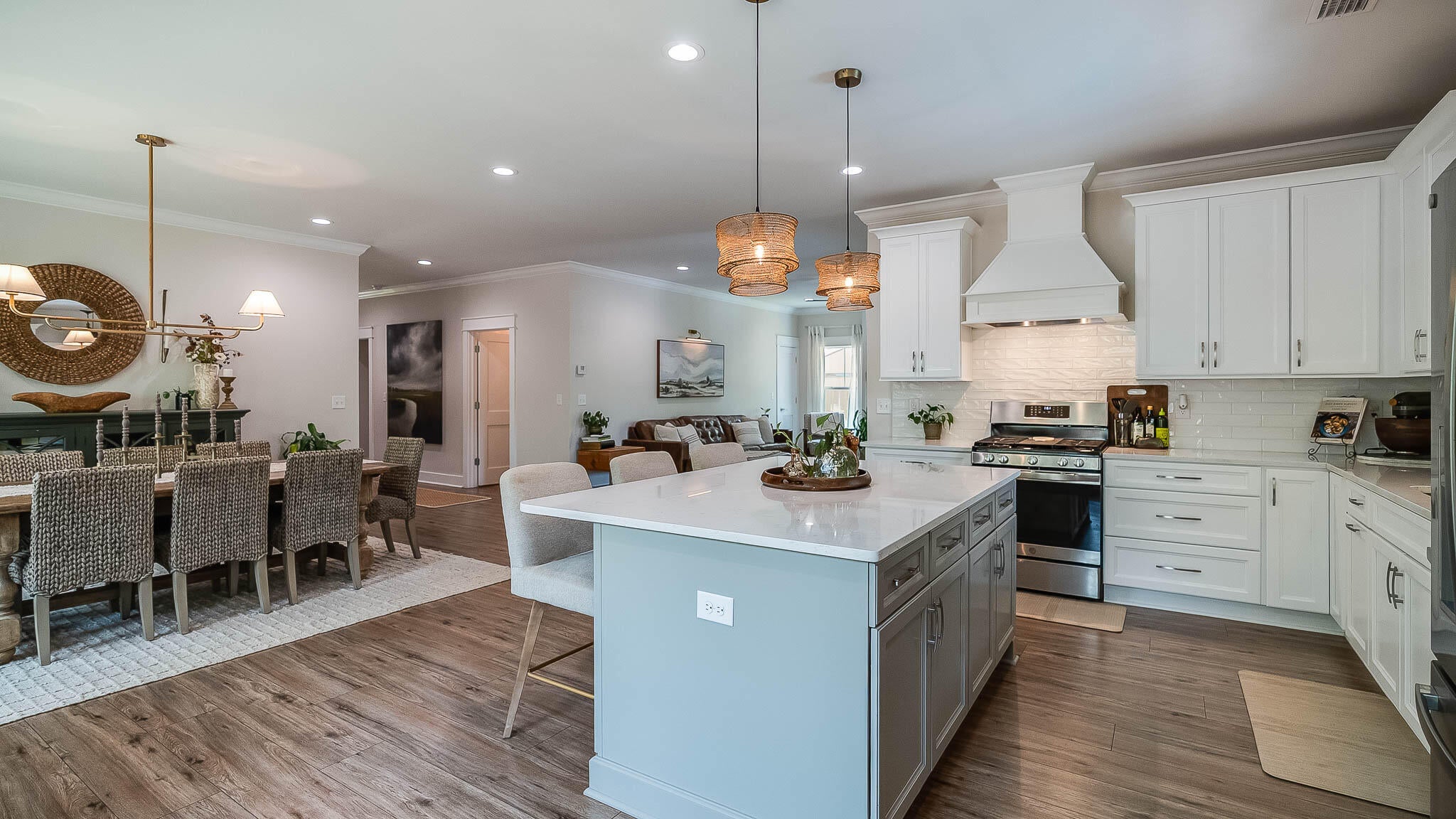 PISCES COVE - Residential