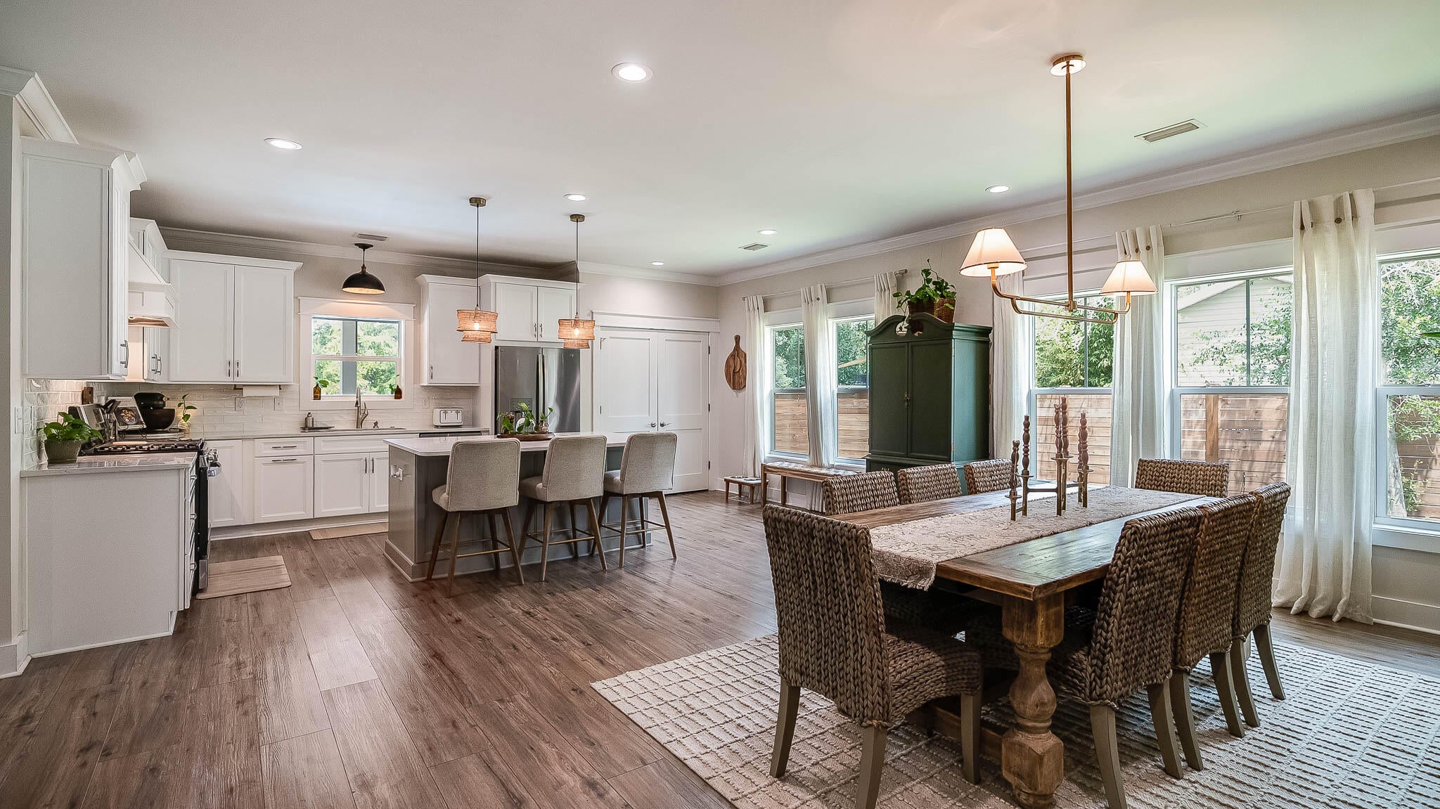 PISCES COVE - Residential