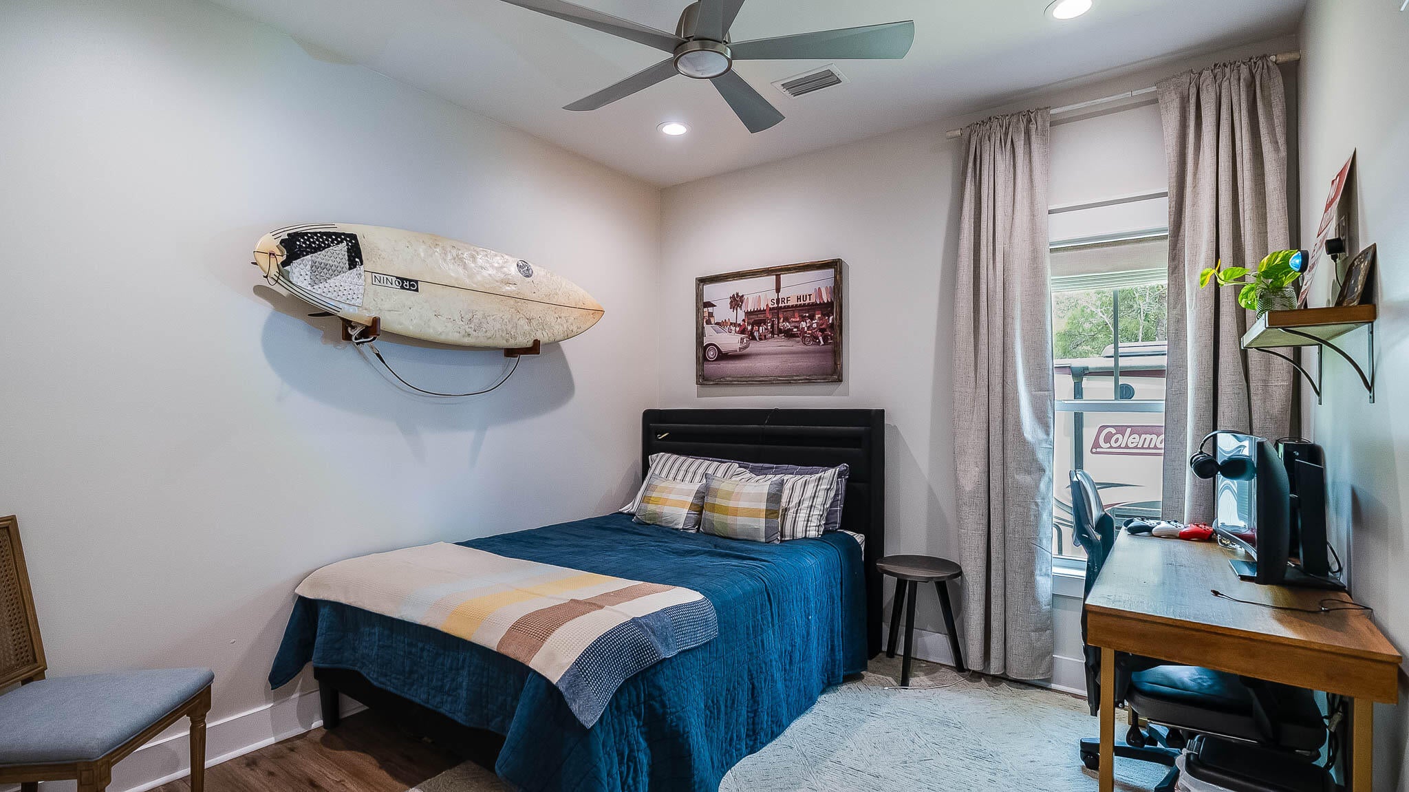PISCES COVE - Residential