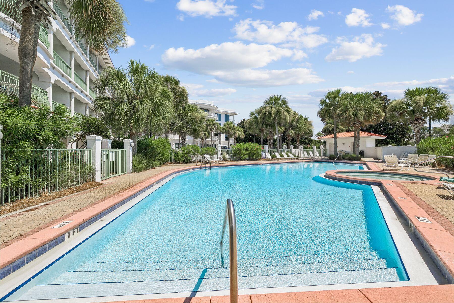 INN AT SEACREST BEACH (THE) - Residential