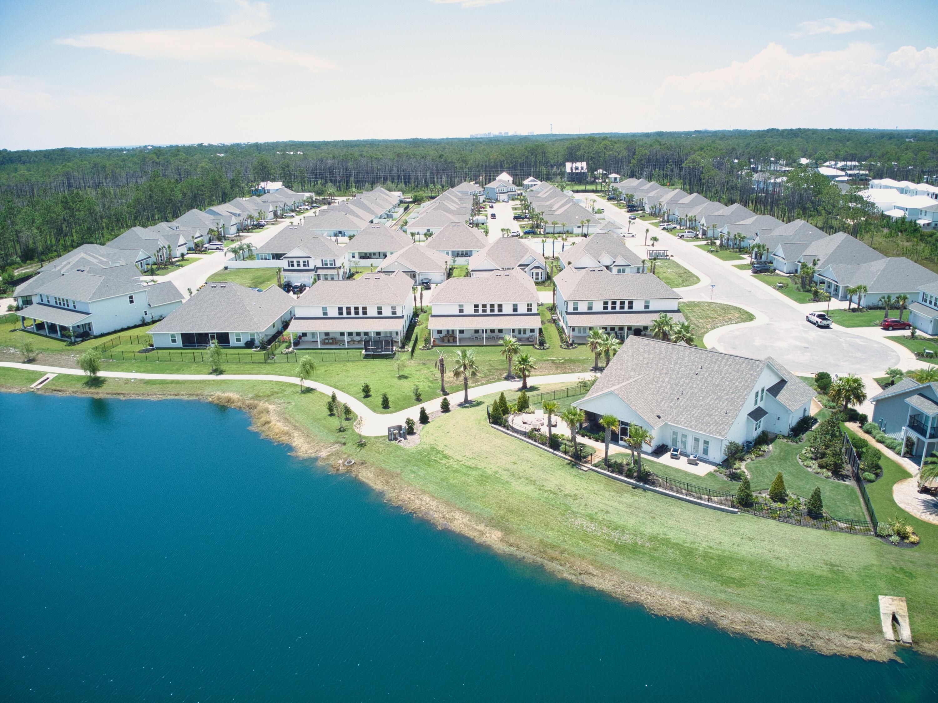 LAKEVIEW ESTATES - Residential