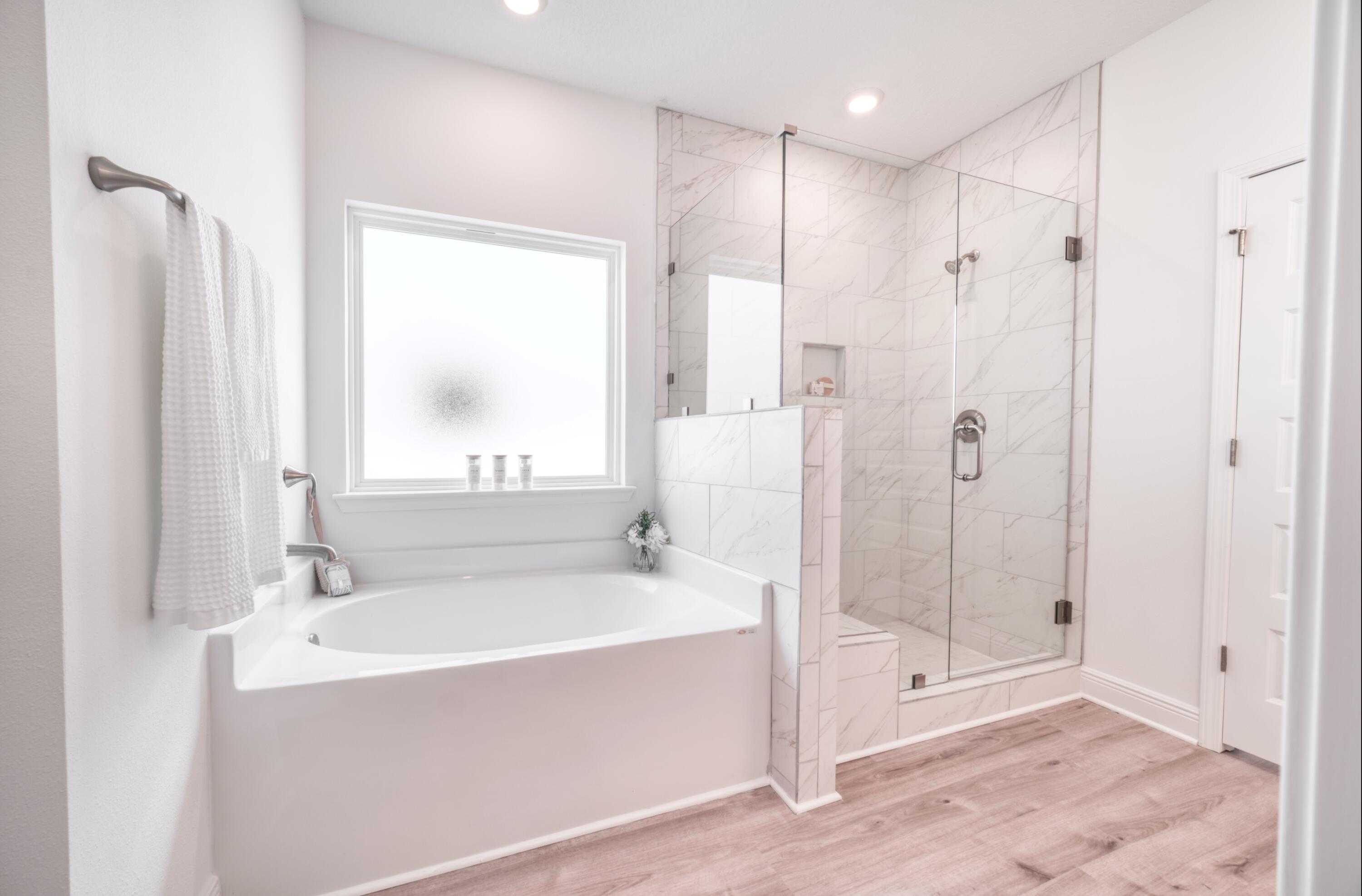 LAKEVIEW ESTATES - Residential