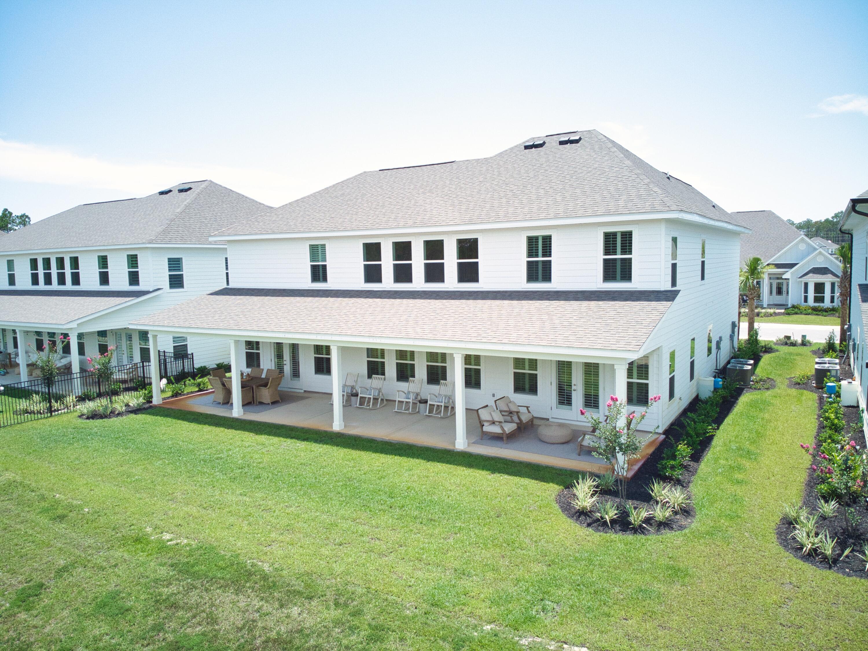 LAKEVIEW ESTATES - Residential