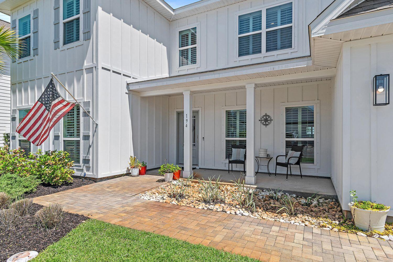LAKEVIEW ESTATES - Residential
