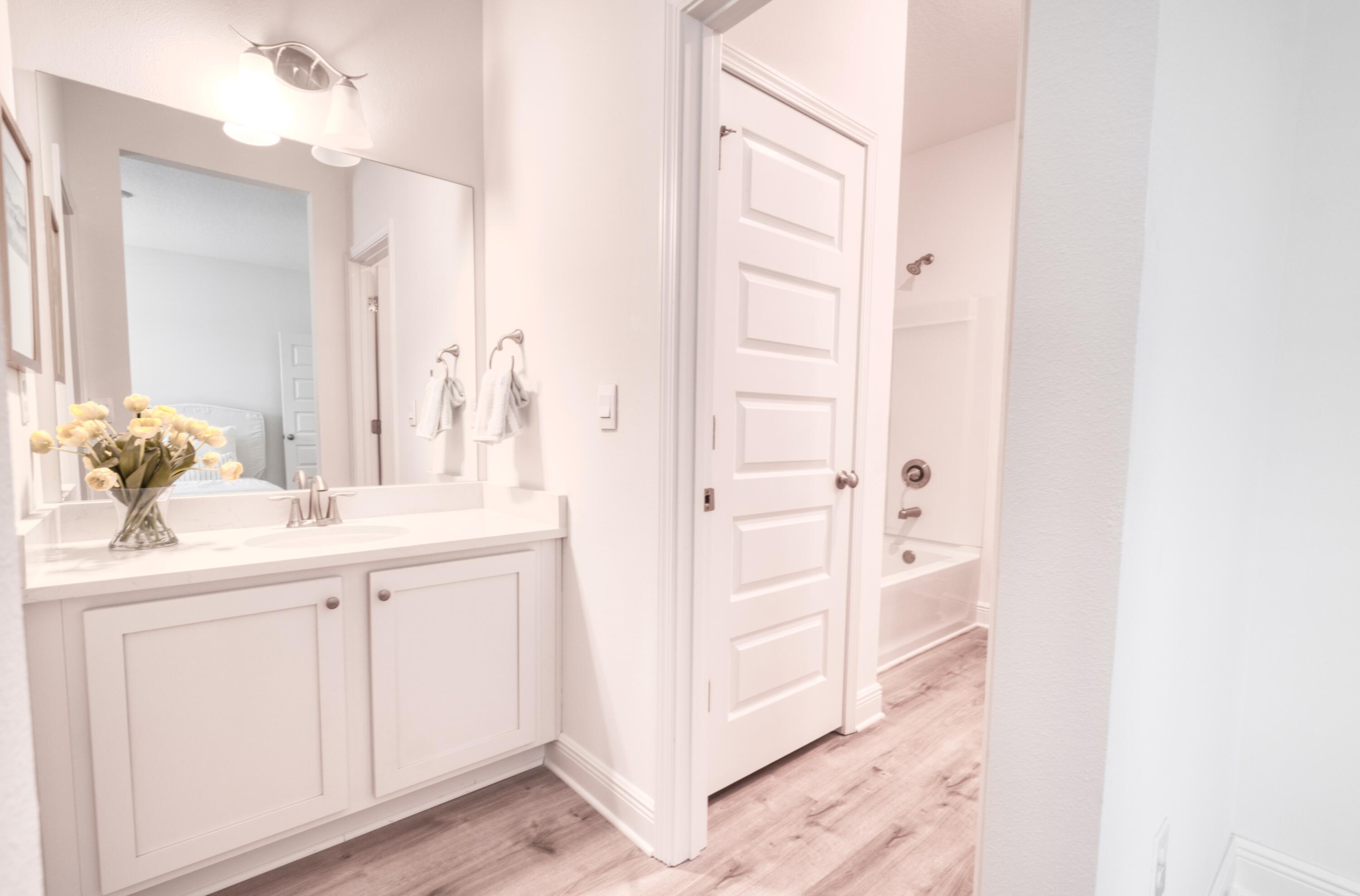 LAKEVIEW ESTATES - Residential