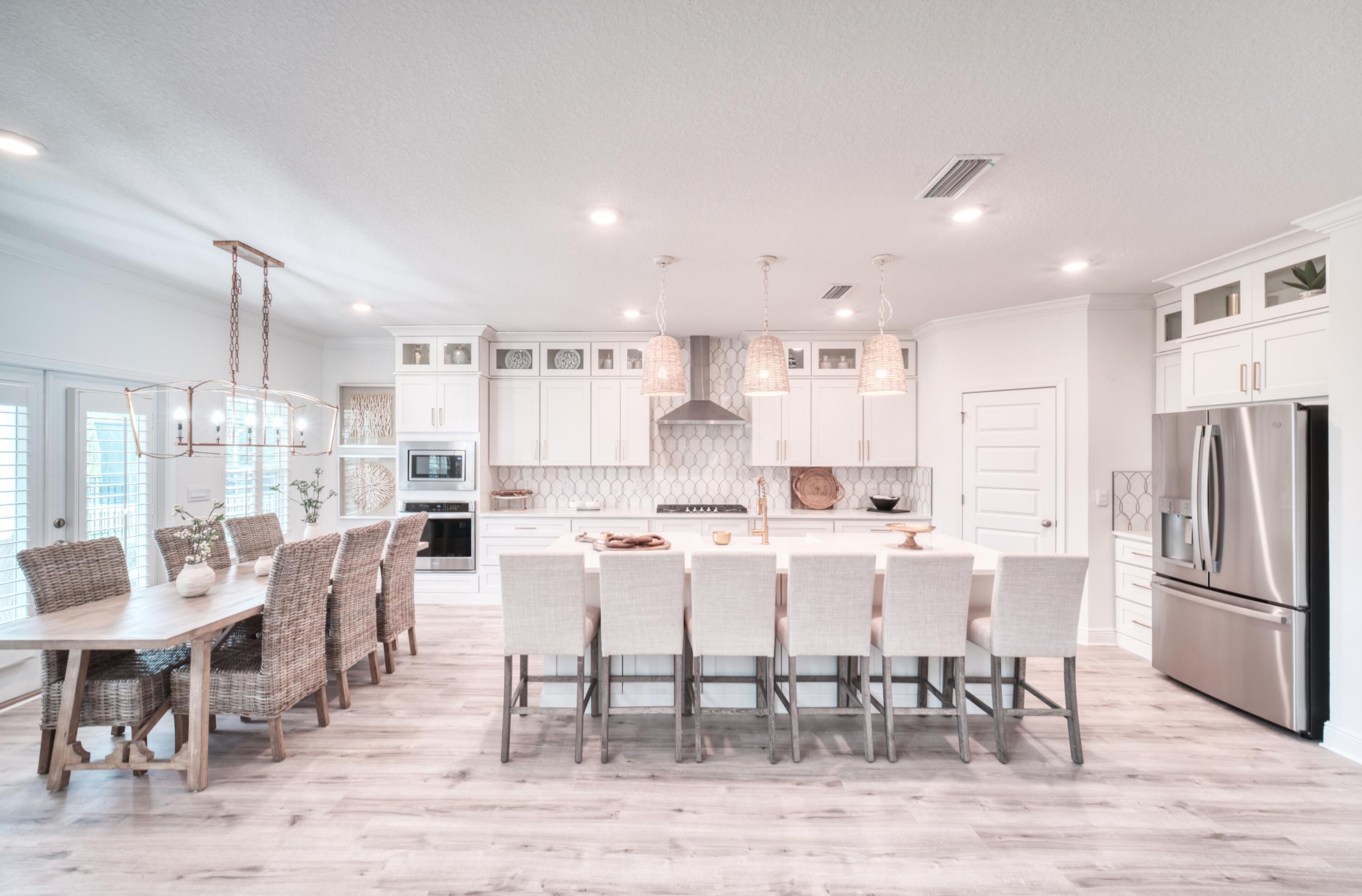 LAKEVIEW ESTATES - Residential