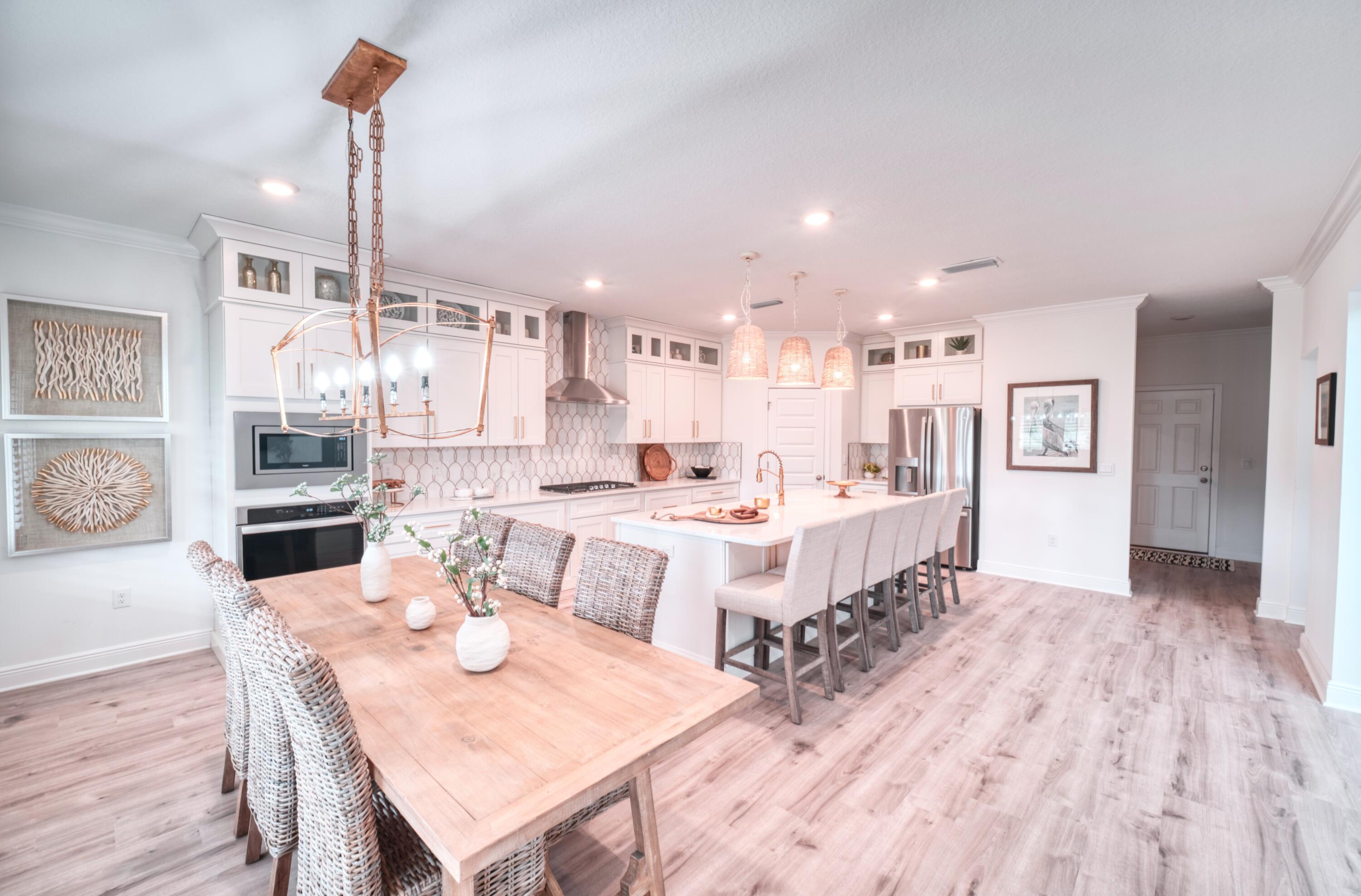 LAKEVIEW ESTATES - Residential