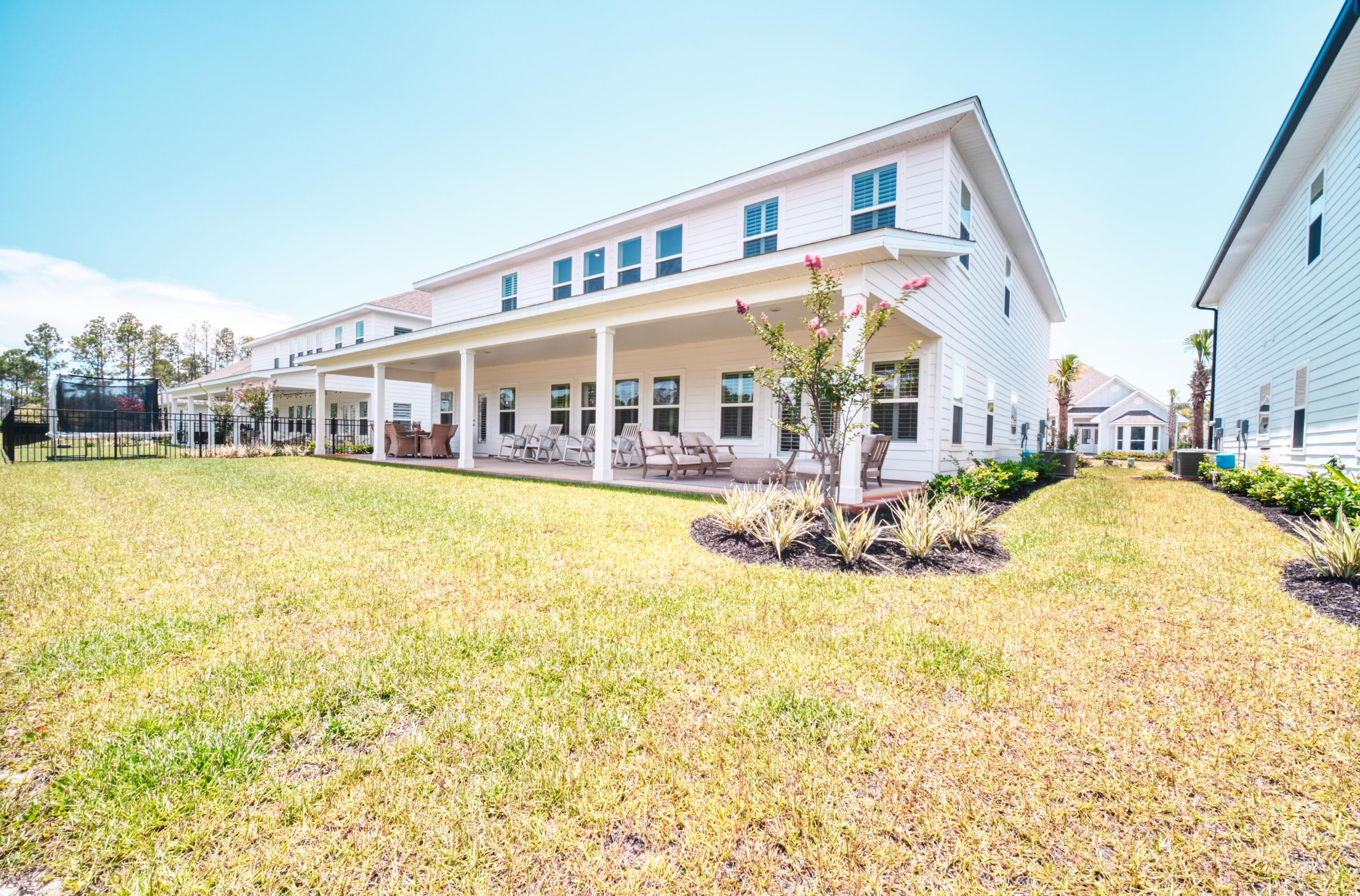 LAKEVIEW ESTATES - Residential