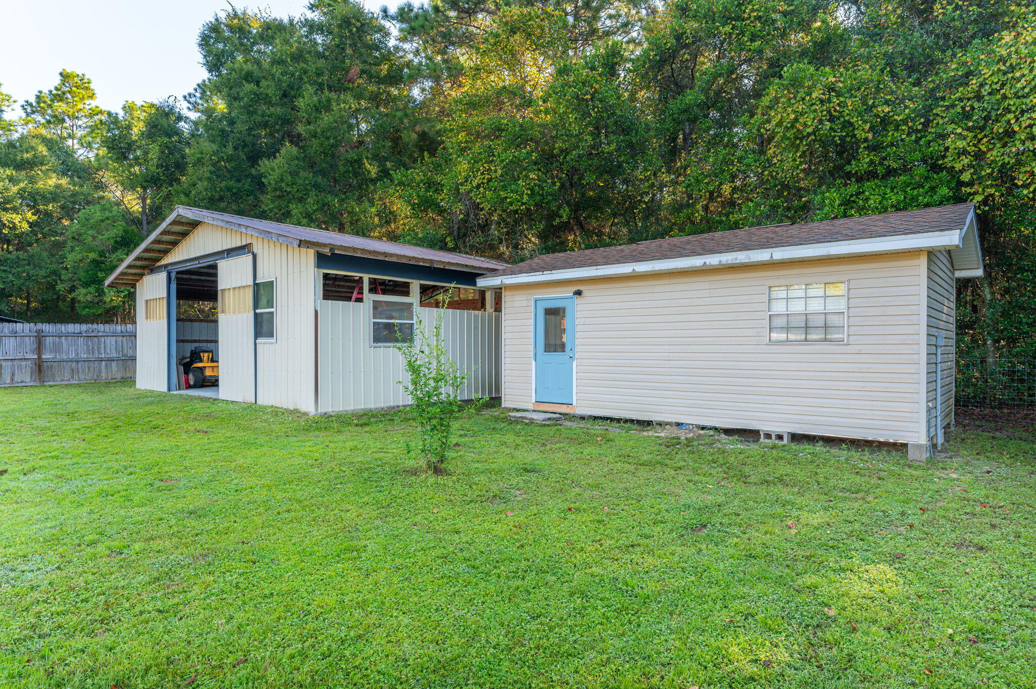 CRESTVIEW SUBURB - Residential