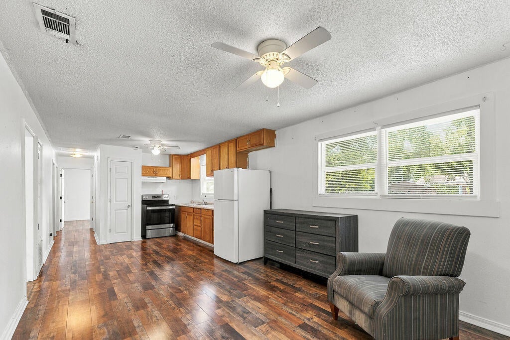 Welcome to 103 Oglesby Ave in Crestview! This inviting 3-bedroom, 1-bath rental offers approximately 1,100 square feet of comfortable living space on a spacious corner lot. 
Inside, durable vinyl plank flooring creates a stylish, easy-care foundation, while the modernized kitchen and updated bathroom add fresh appeal. 
An attached carport provides convenient covered parking, and the large yard offers plenty of room to relax, entertain, or enjoy the outdoors. 
Schedule your private showing today and see all this charming home has to offer!
