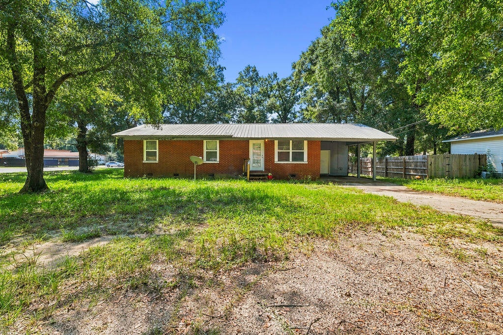 FERDON HEIGHTS - Residential Lease