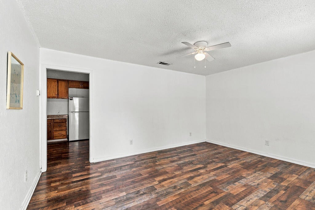 FERDON HEIGHTS - Residential Lease