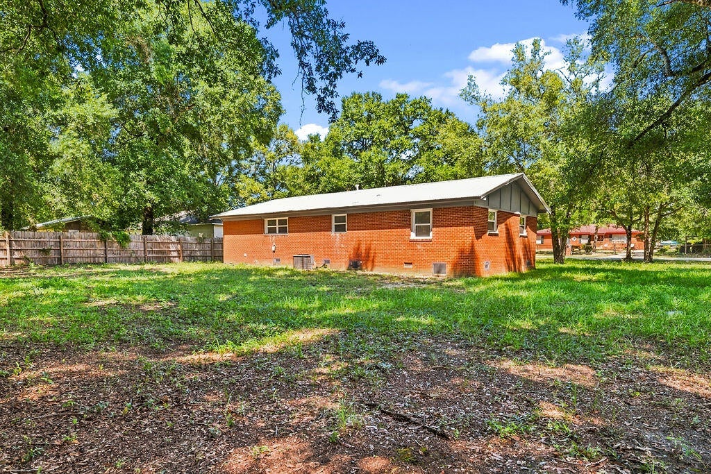FERDON HEIGHTS - Residential Lease
