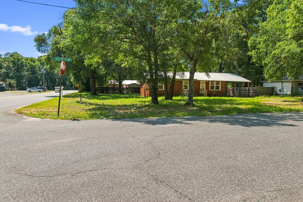 FERDON HEIGHTS - Residential Lease