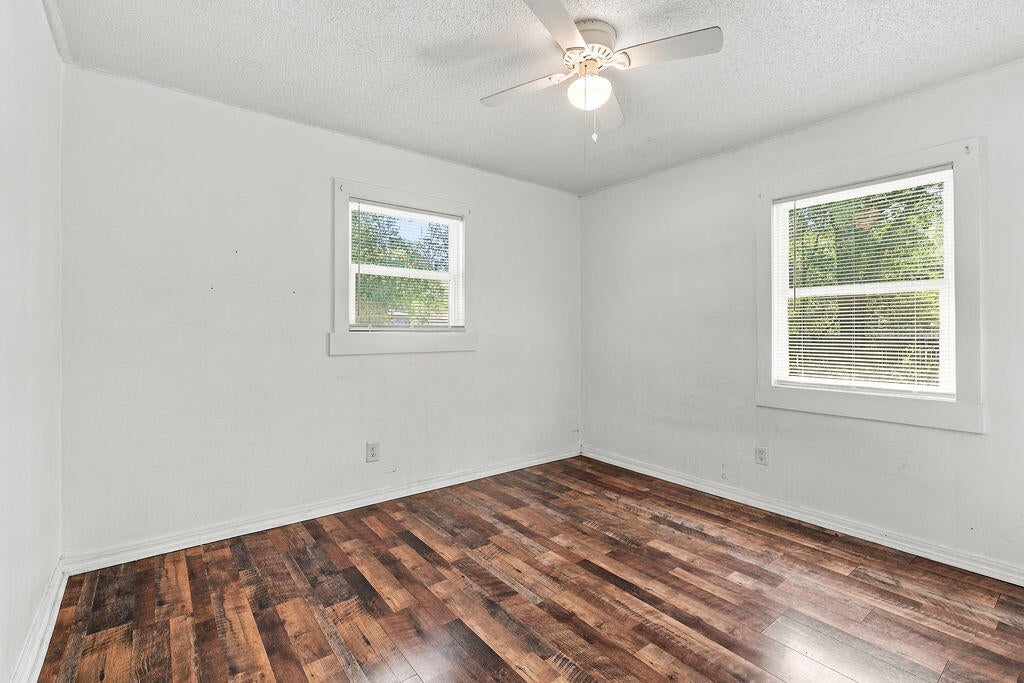 FERDON HEIGHTS - Residential Lease