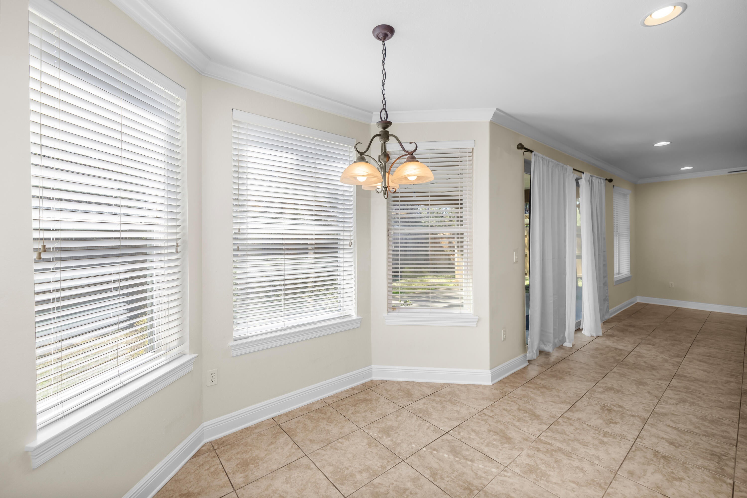 BAYWALK LANDING - Residential