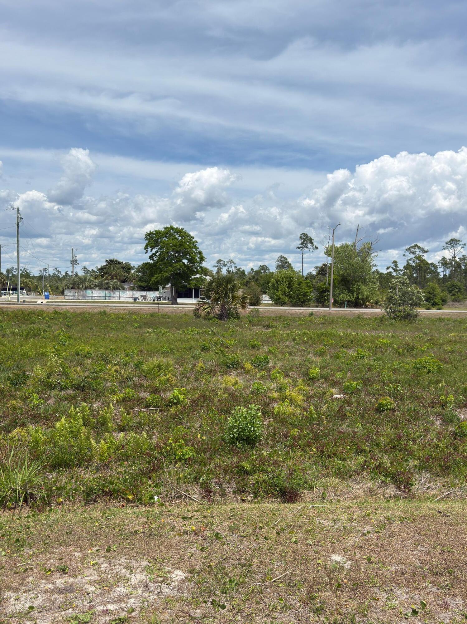 NO RECORDED SUBDIVISION - Land