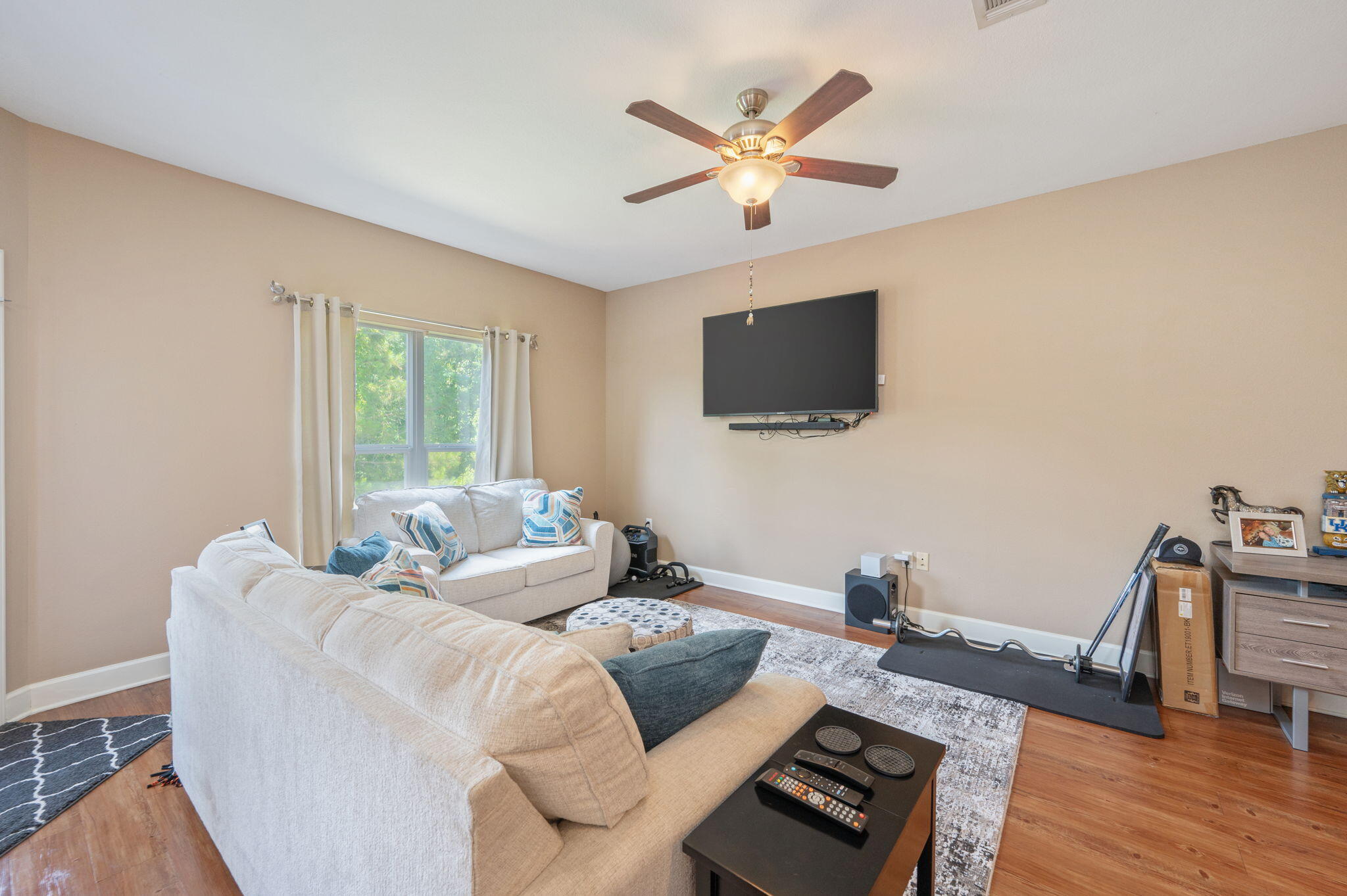 ARBOR LAKE - Residential Lease