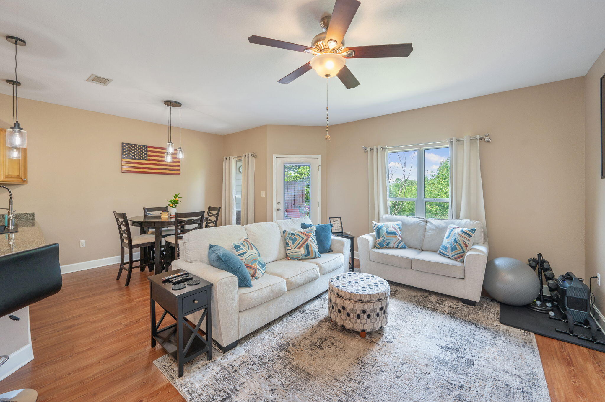 ARBOR LAKE - Residential Lease