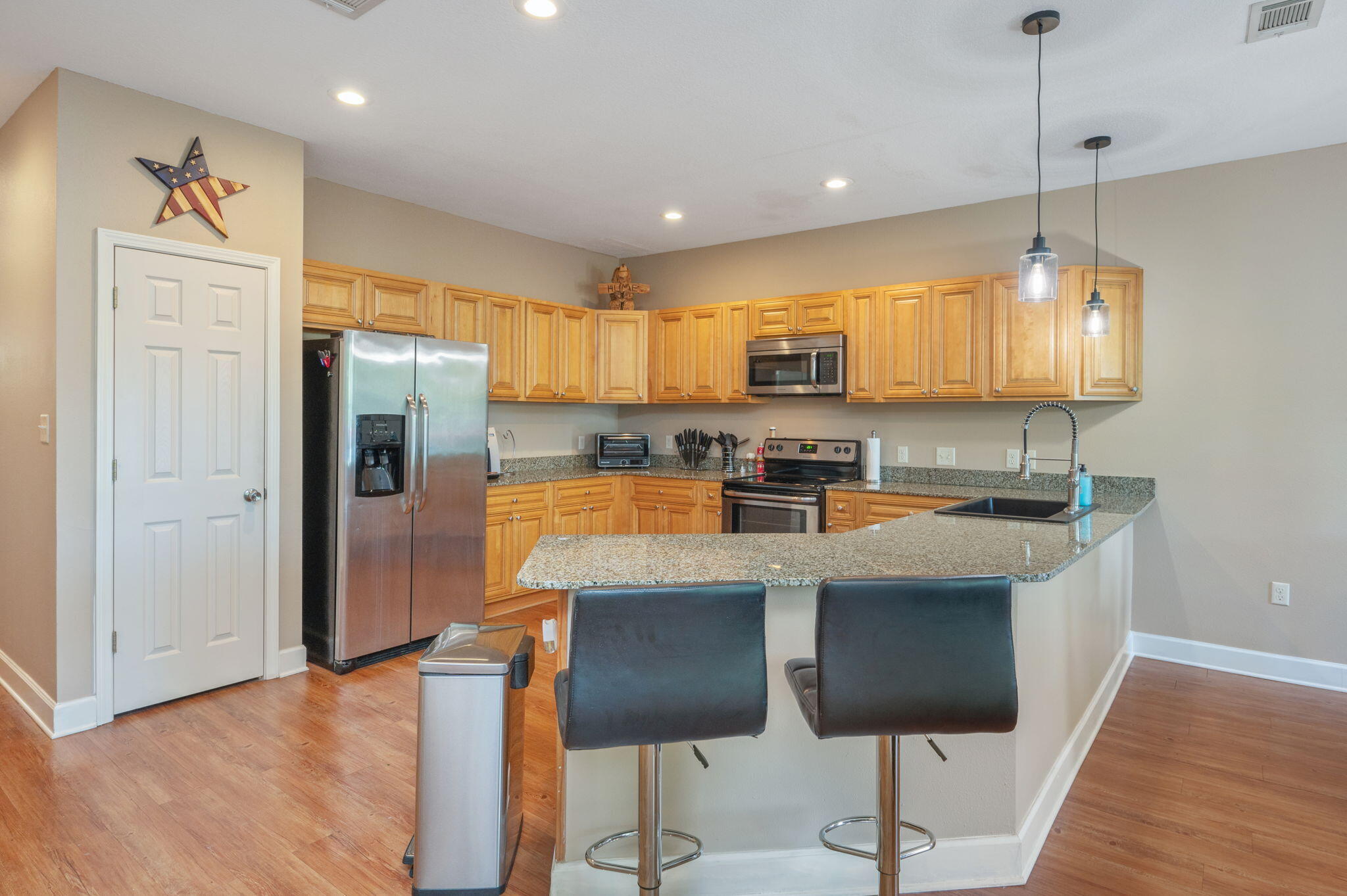 ARBOR LAKE - Residential Lease