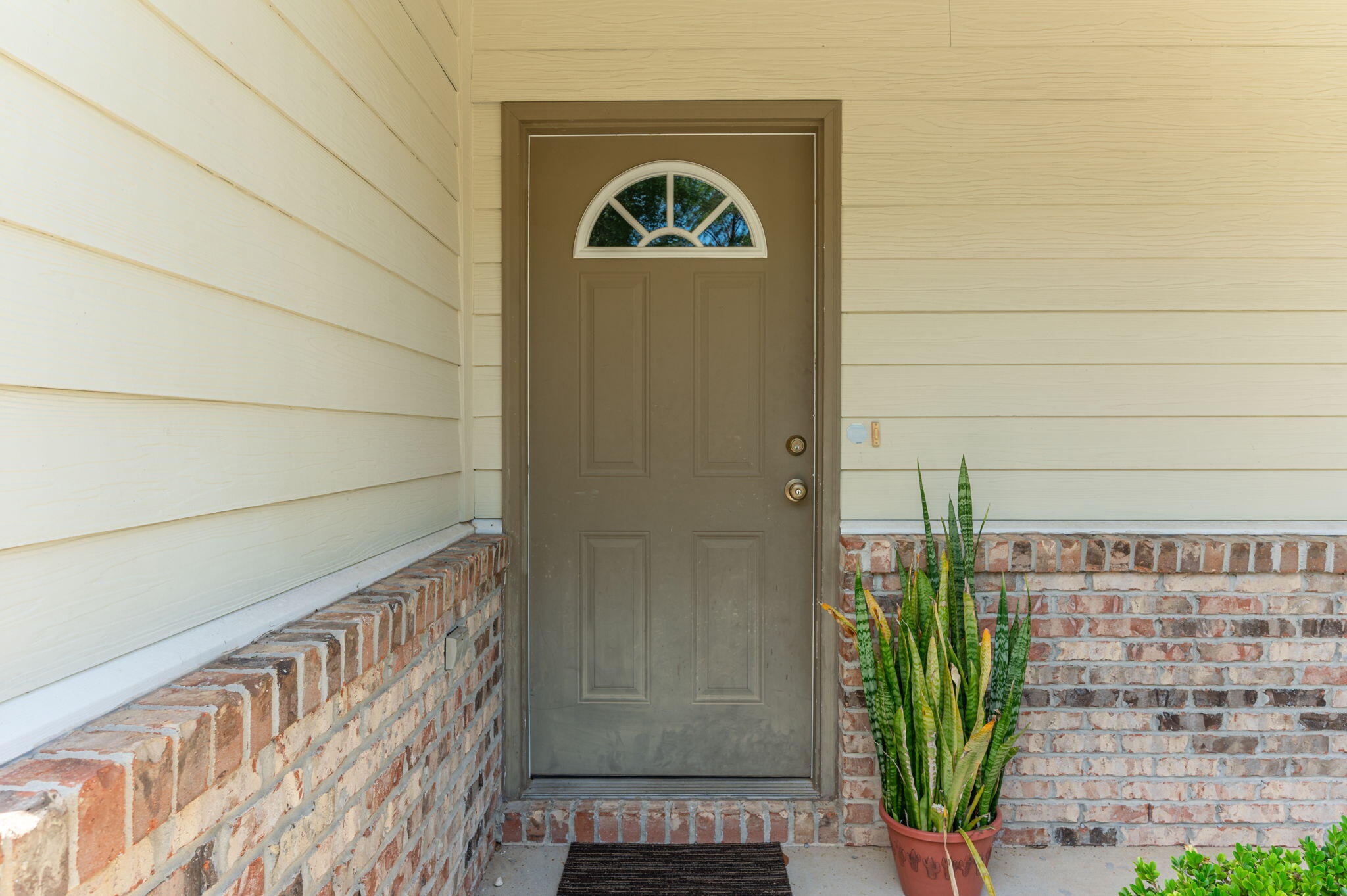 ARBOR LAKE - Residential Lease