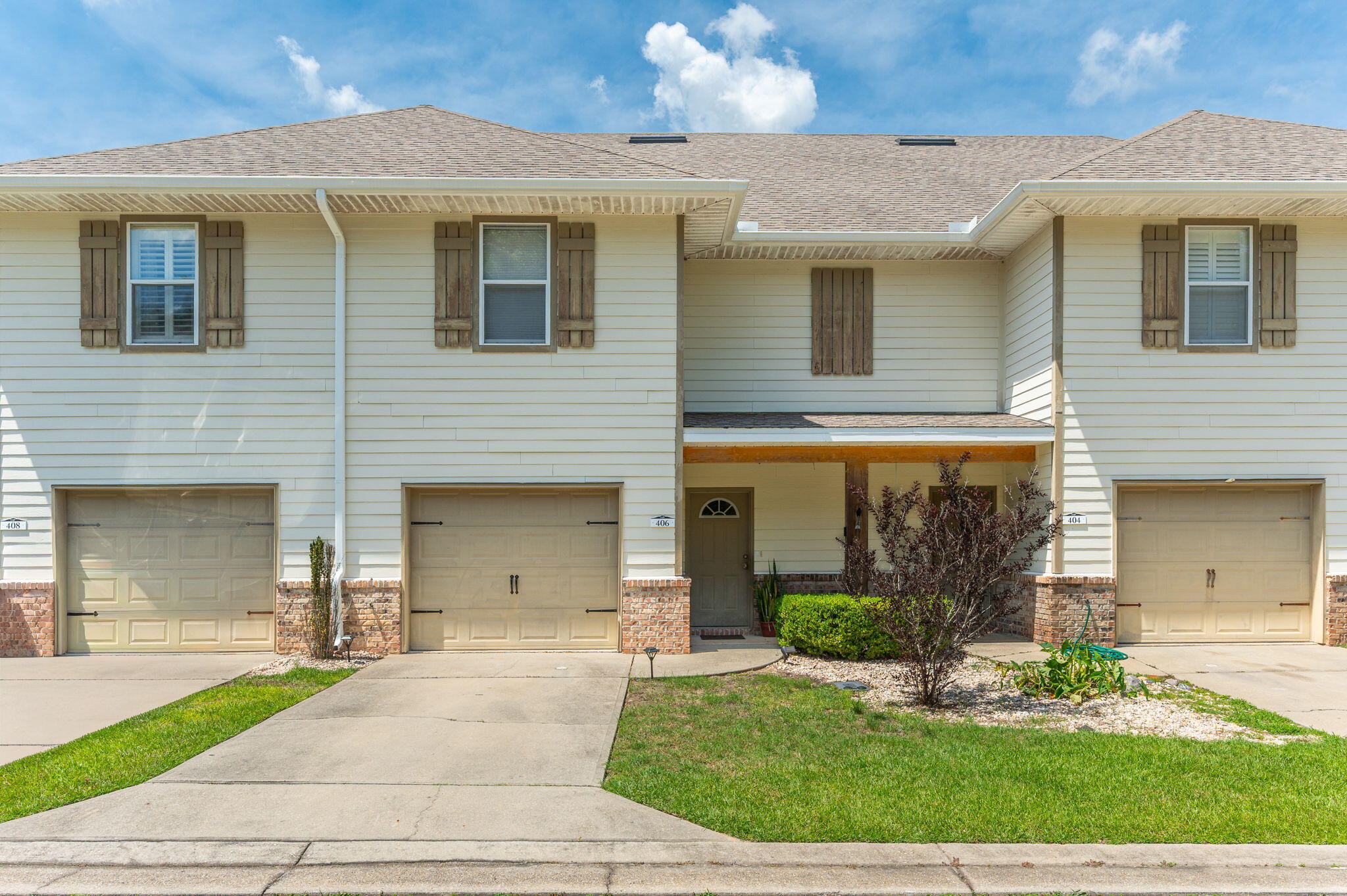 ARBOR LAKE - Residential Lease