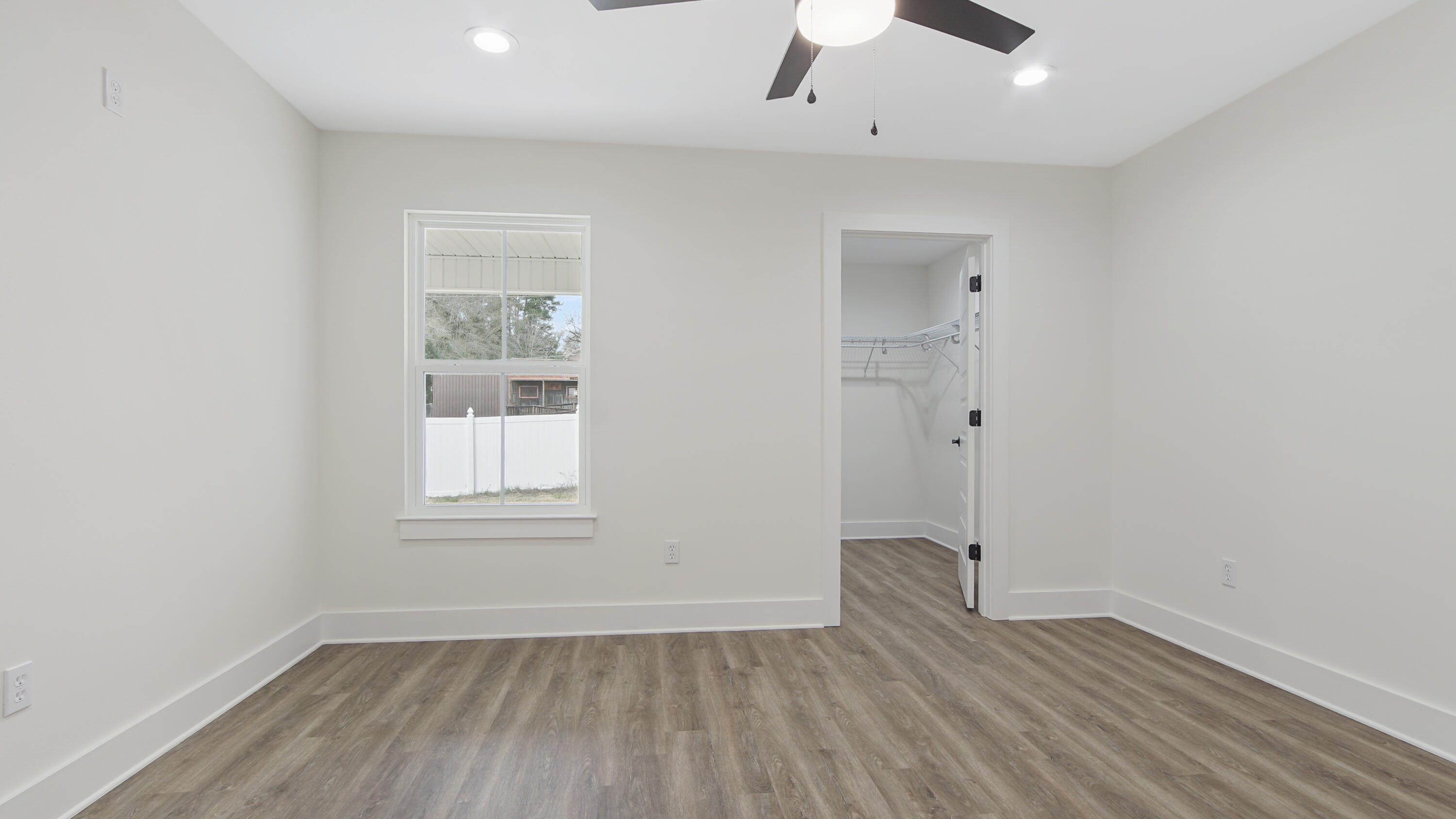 HUGHES ADDN-FLORALA - Residential