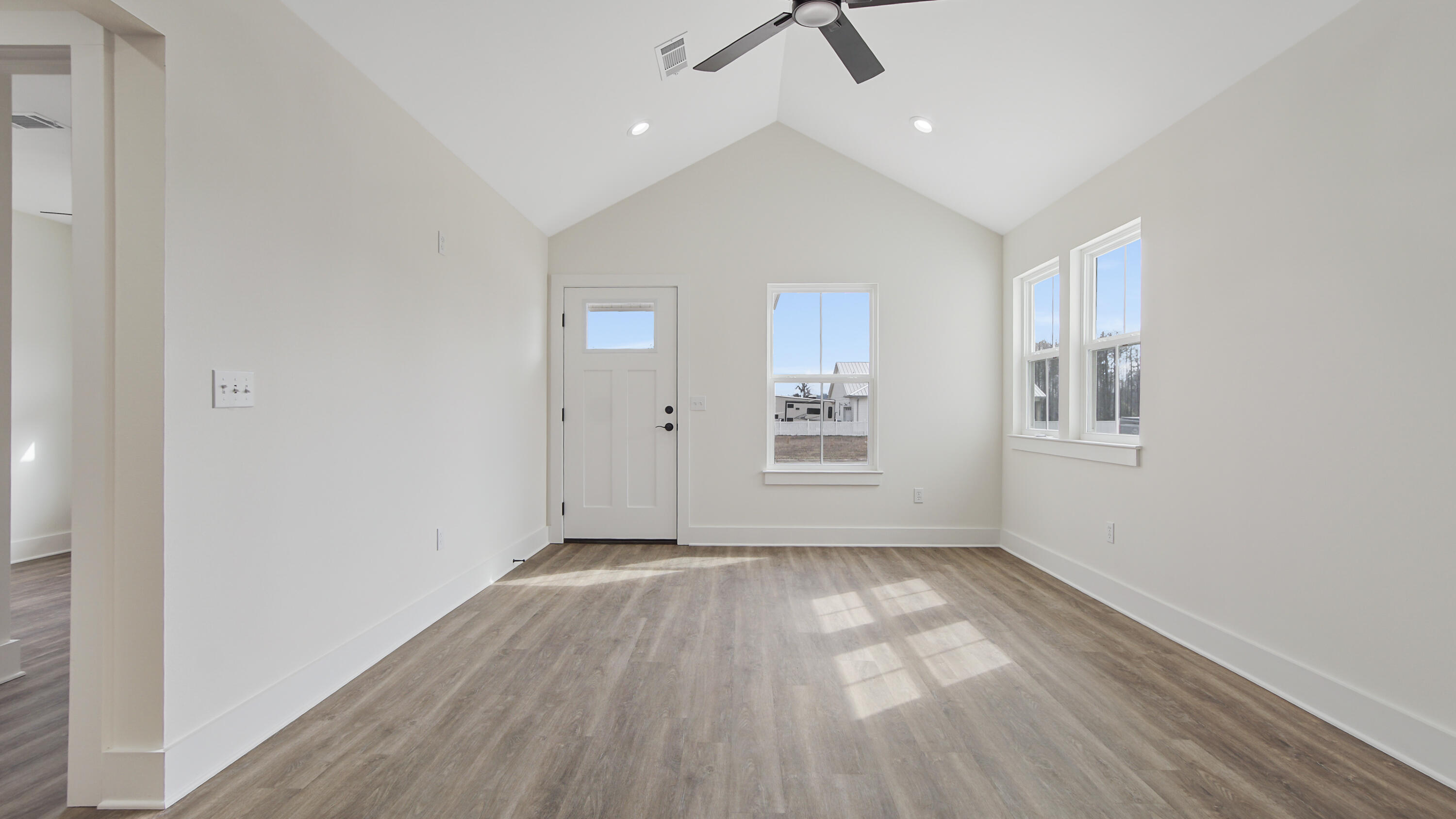 HUGHES ADDN-FLORALA - Residential