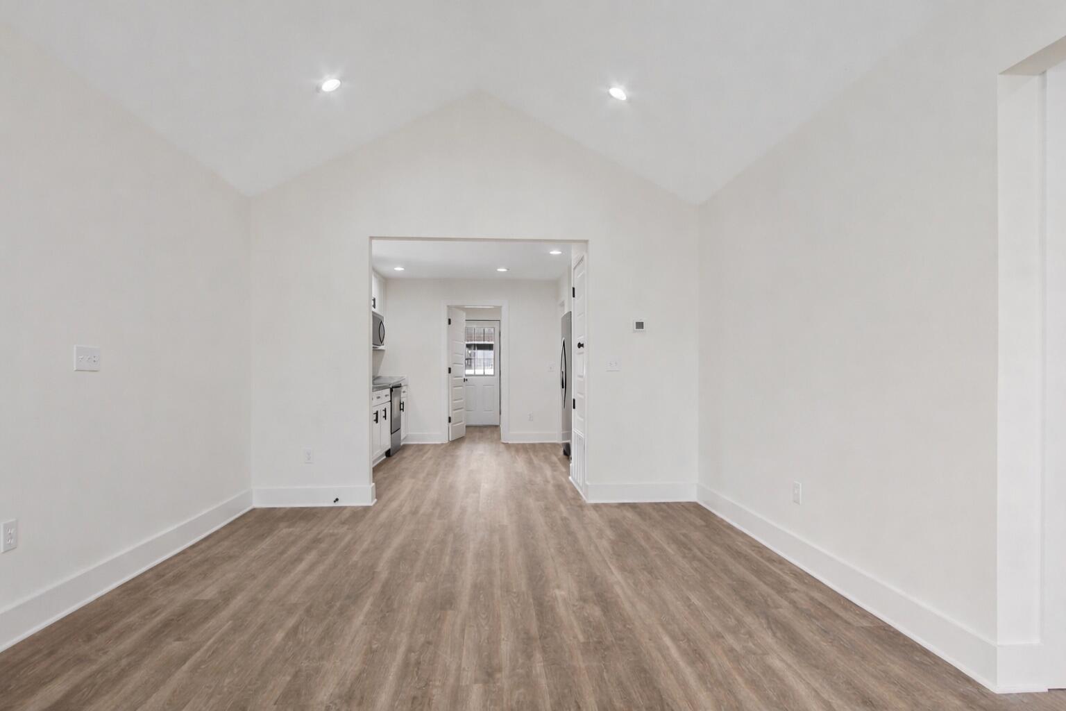 HUGHES ADDN-FLORALA - Residential