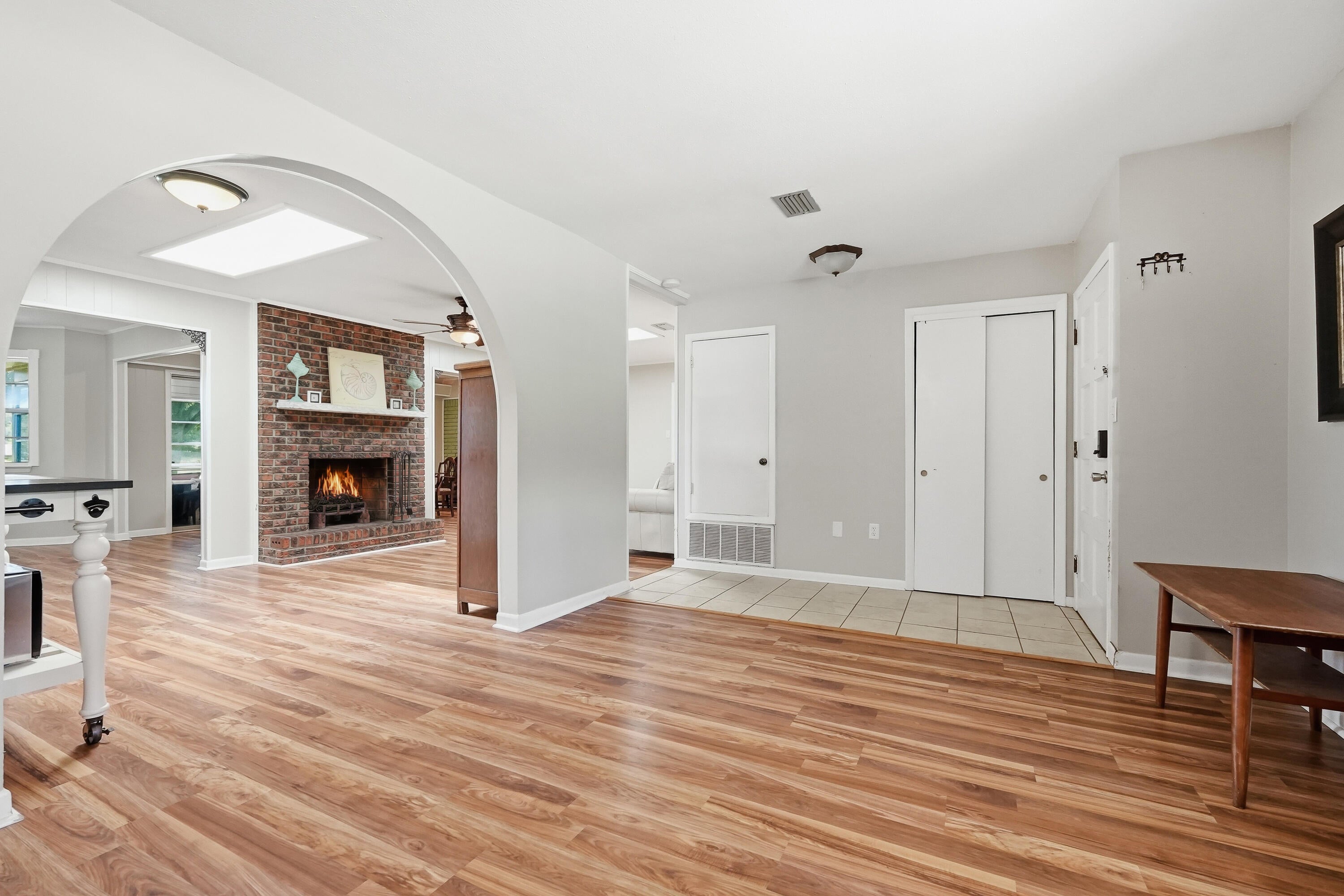 LAKE LORRAINE EST LOT 48 BLK B - Residential