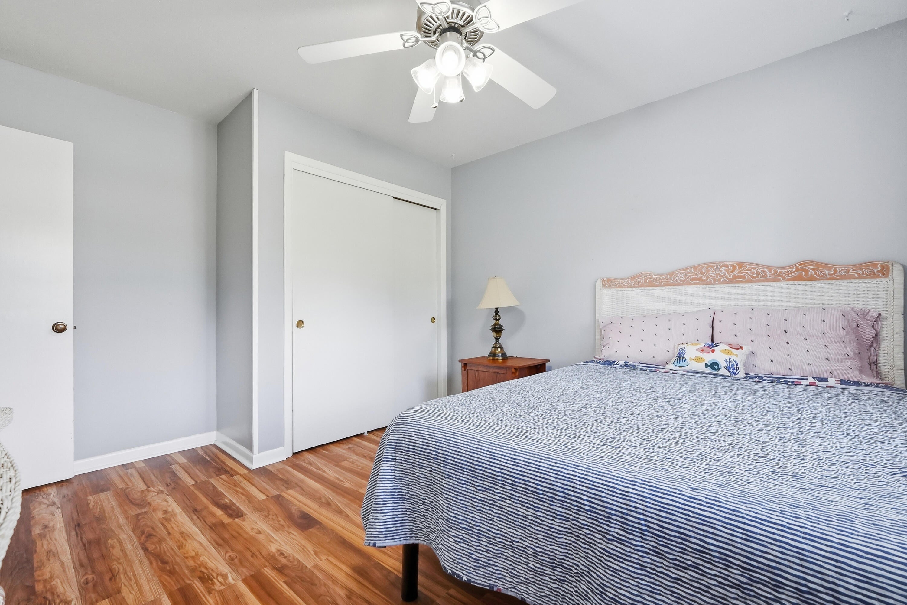 LAKE LORRAINE EST LOT 48 BLK B - Residential