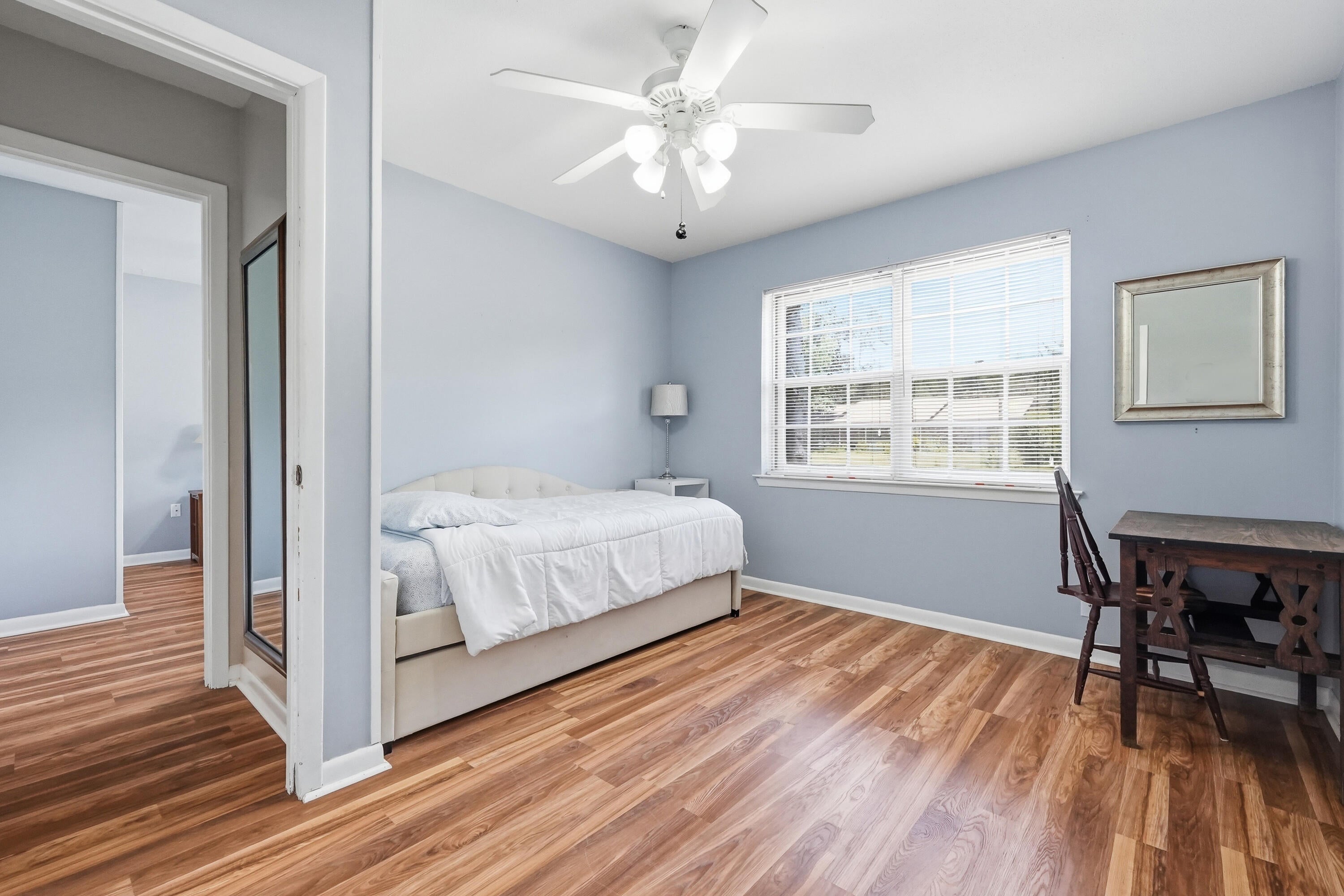 LAKE LORRAINE EST LOT 48 BLK B - Residential