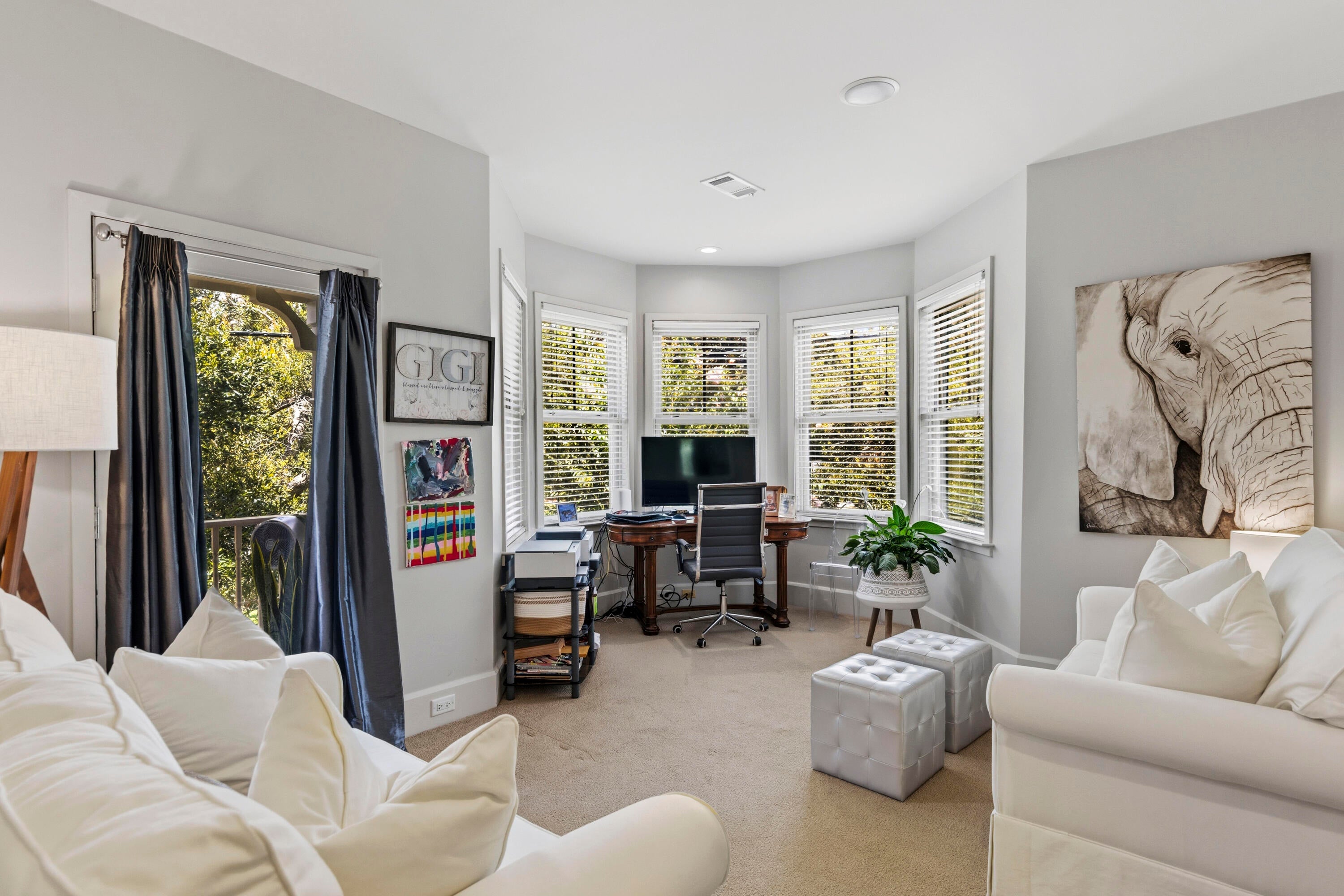 COURT OF NORTH HILL - Residential
