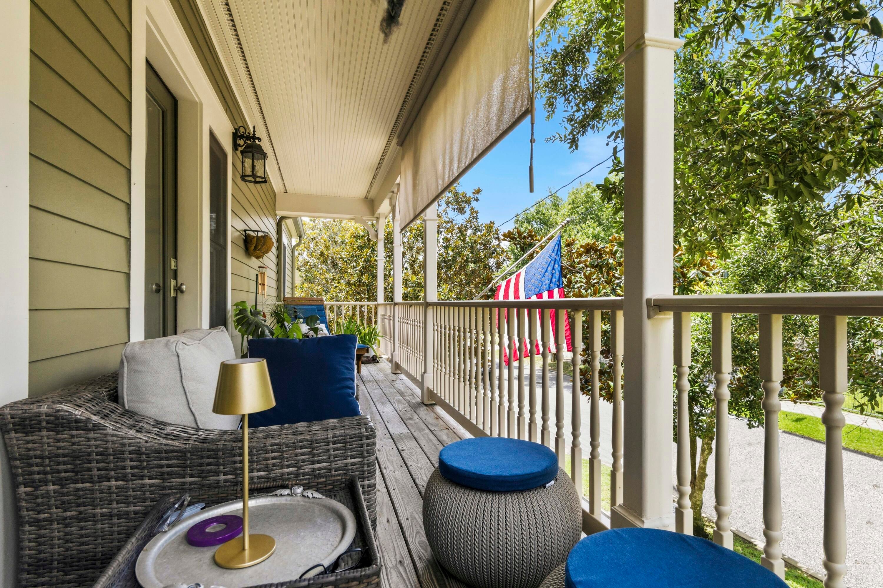 COURT OF NORTH HILL - Residential