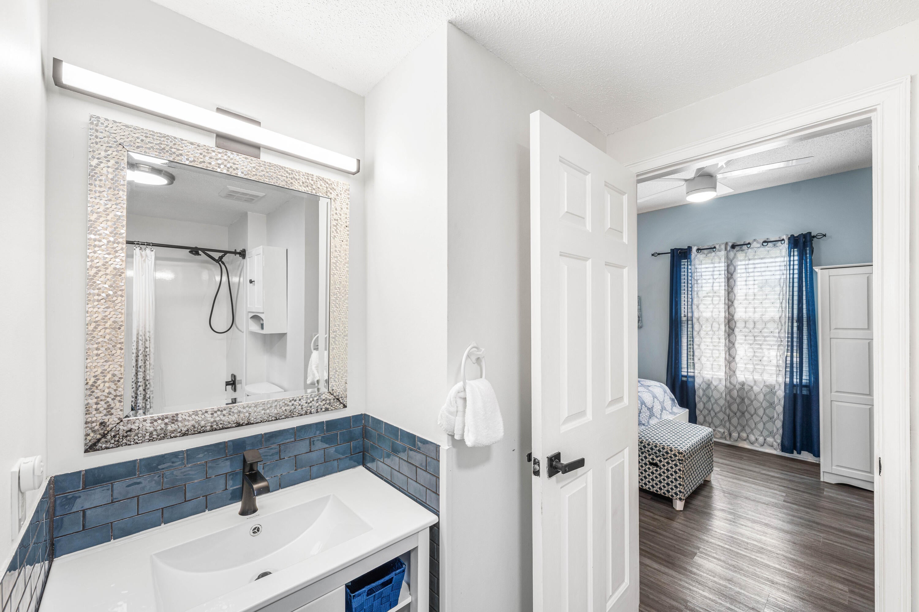 WATERS EDGE - Residential