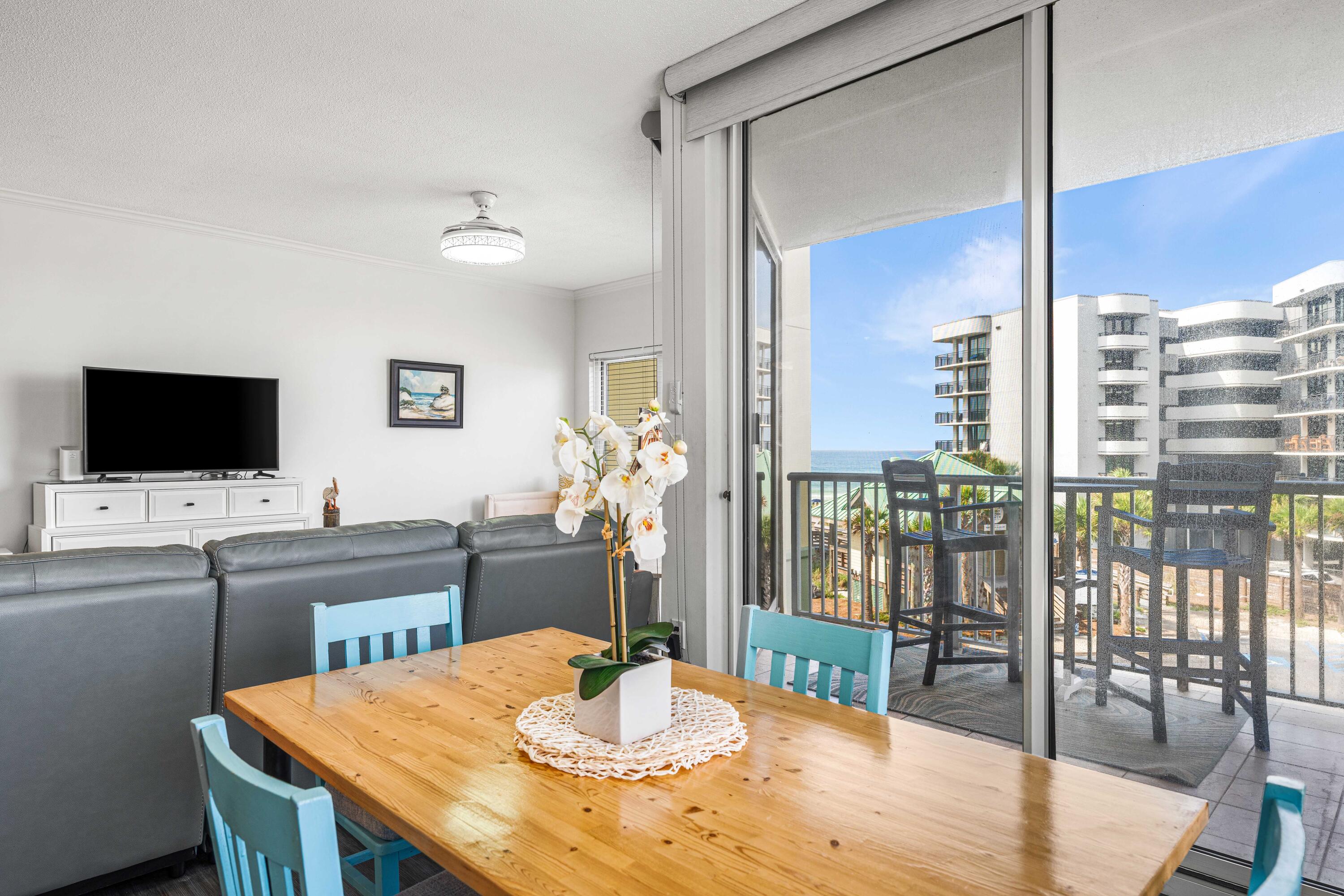 WATERS EDGE - Residential