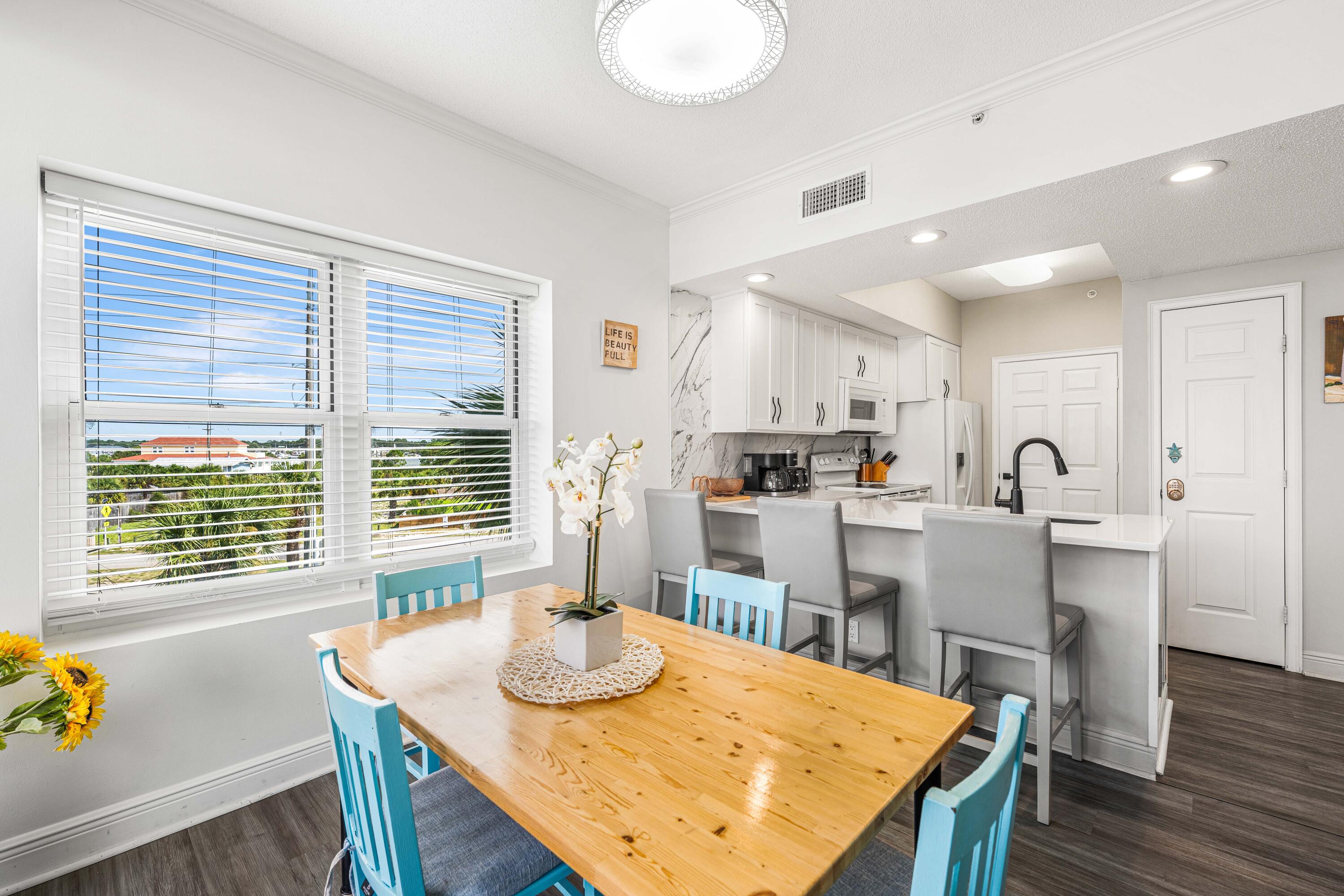 WATERS EDGE - Residential