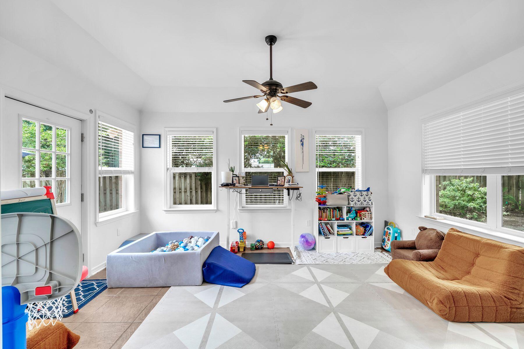 MAGNOLIA FOREST S/D PH 2 - Residential