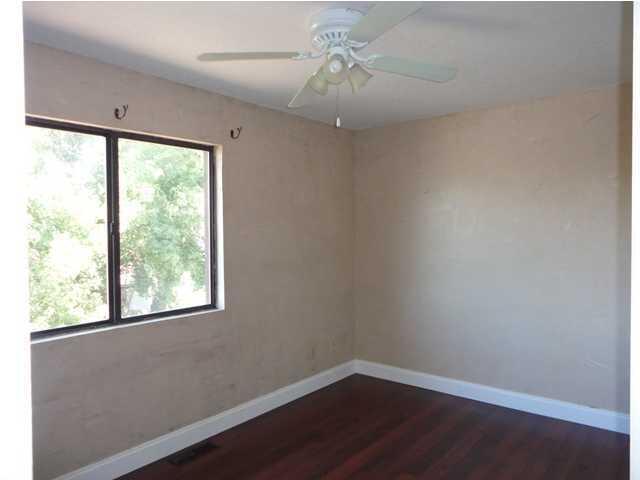 INDIAN HILLS - Residential Lease