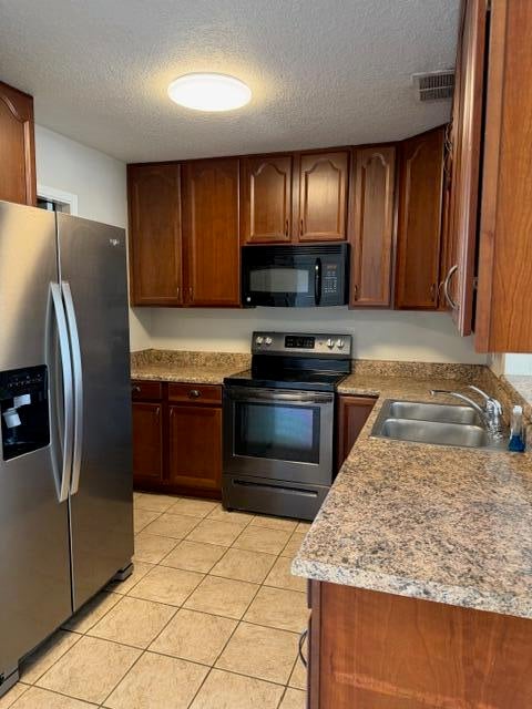 INDIAN HILLS - Residential Lease