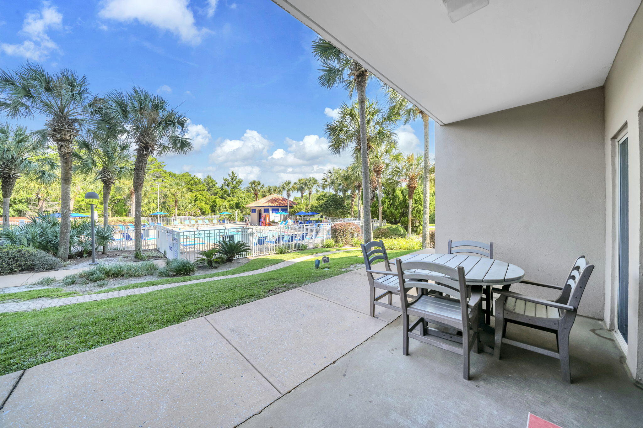 SUMMIT AT TOPS'L (THE) - Residential